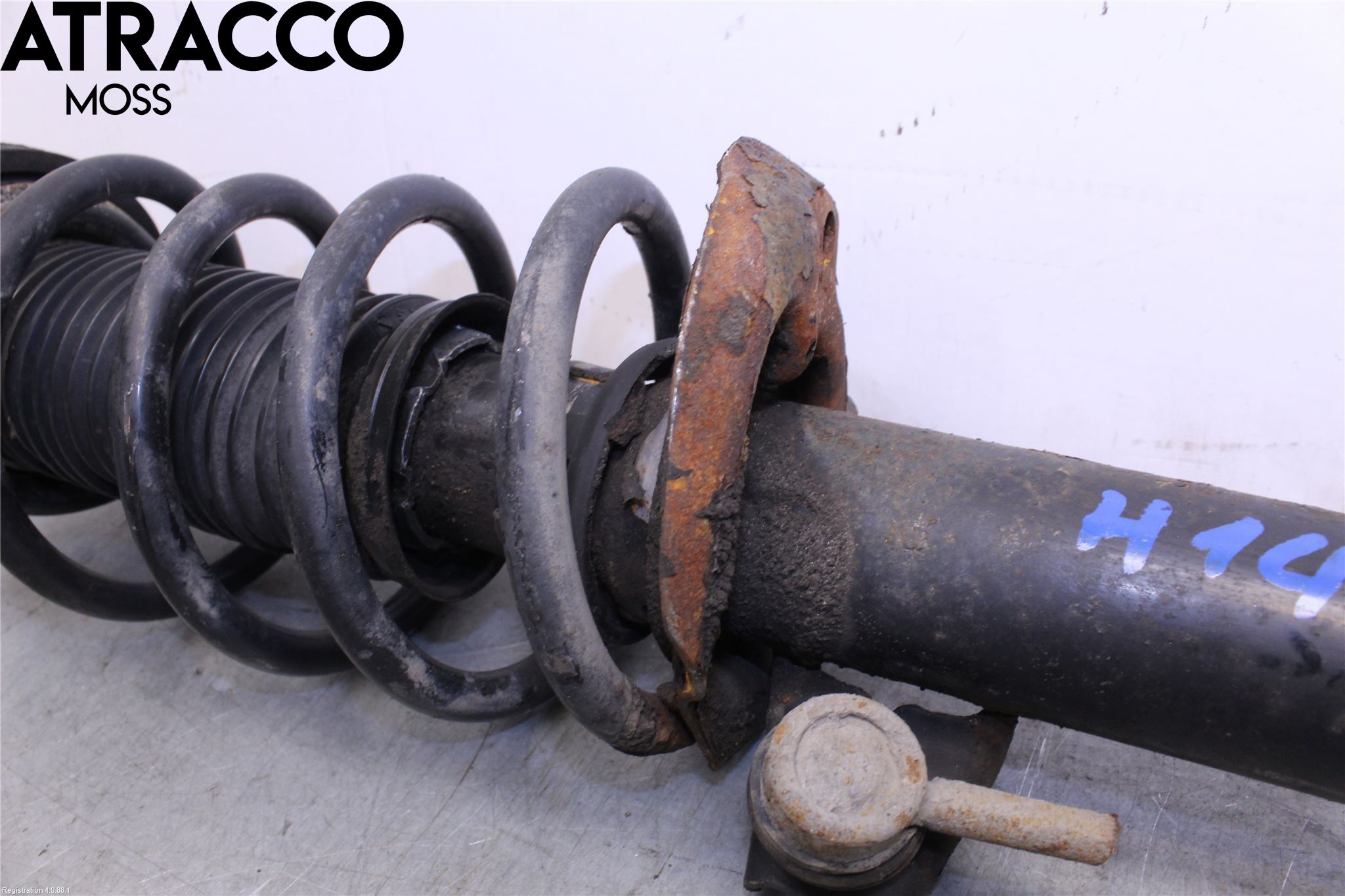 Volkswagen VW CADDY 16-20 Fjäderben Fram Höger