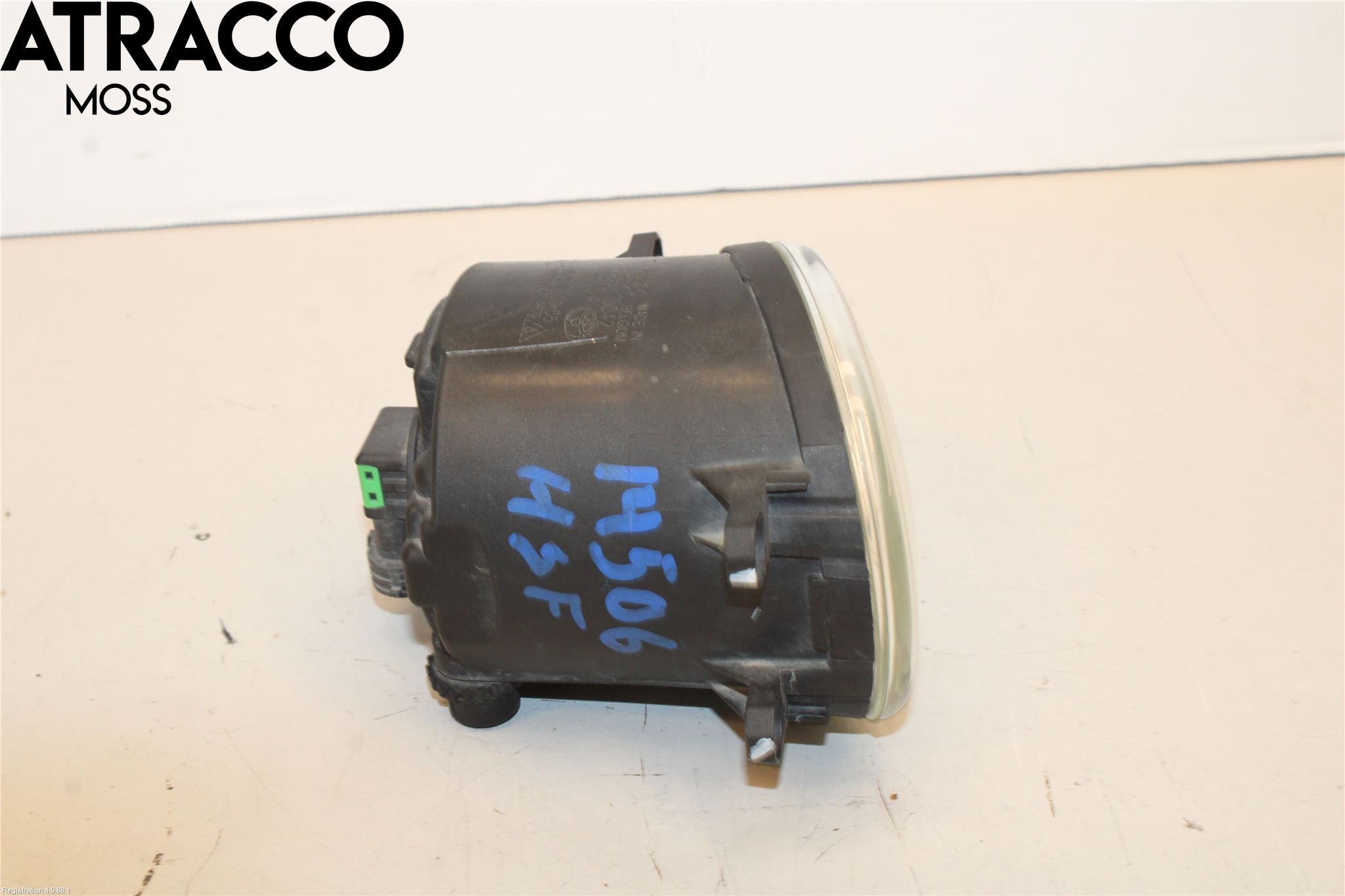 Toyota AURIS 10-12 Dimljus-Varselljus Fram