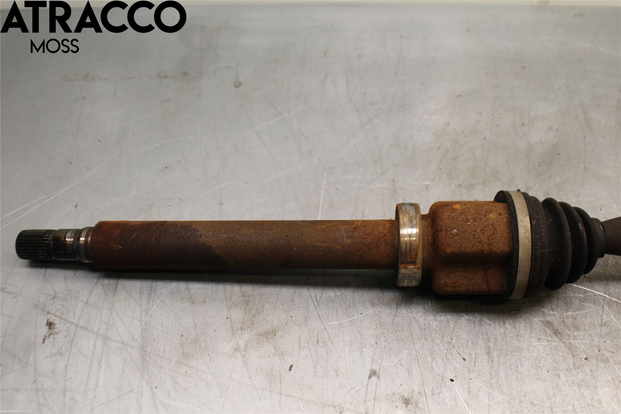 Ford FOCUS 08-11 Drivaxel Fram Höger
