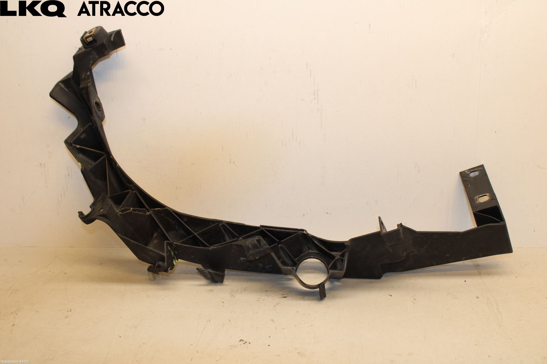 BMW 3 E90/91 SED/TOU 05-12 Dimljussarg Fram