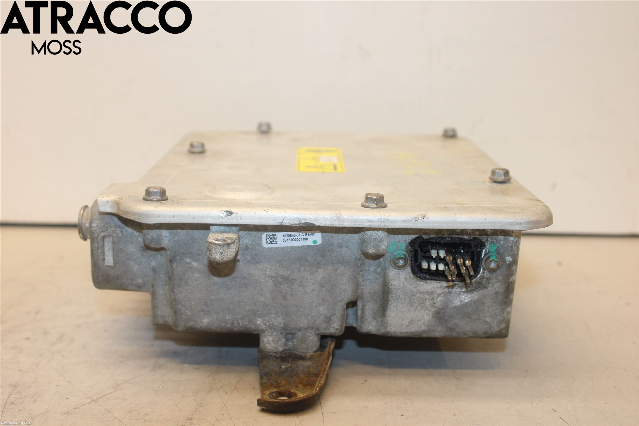 Tesla MODEL S 13- Converter