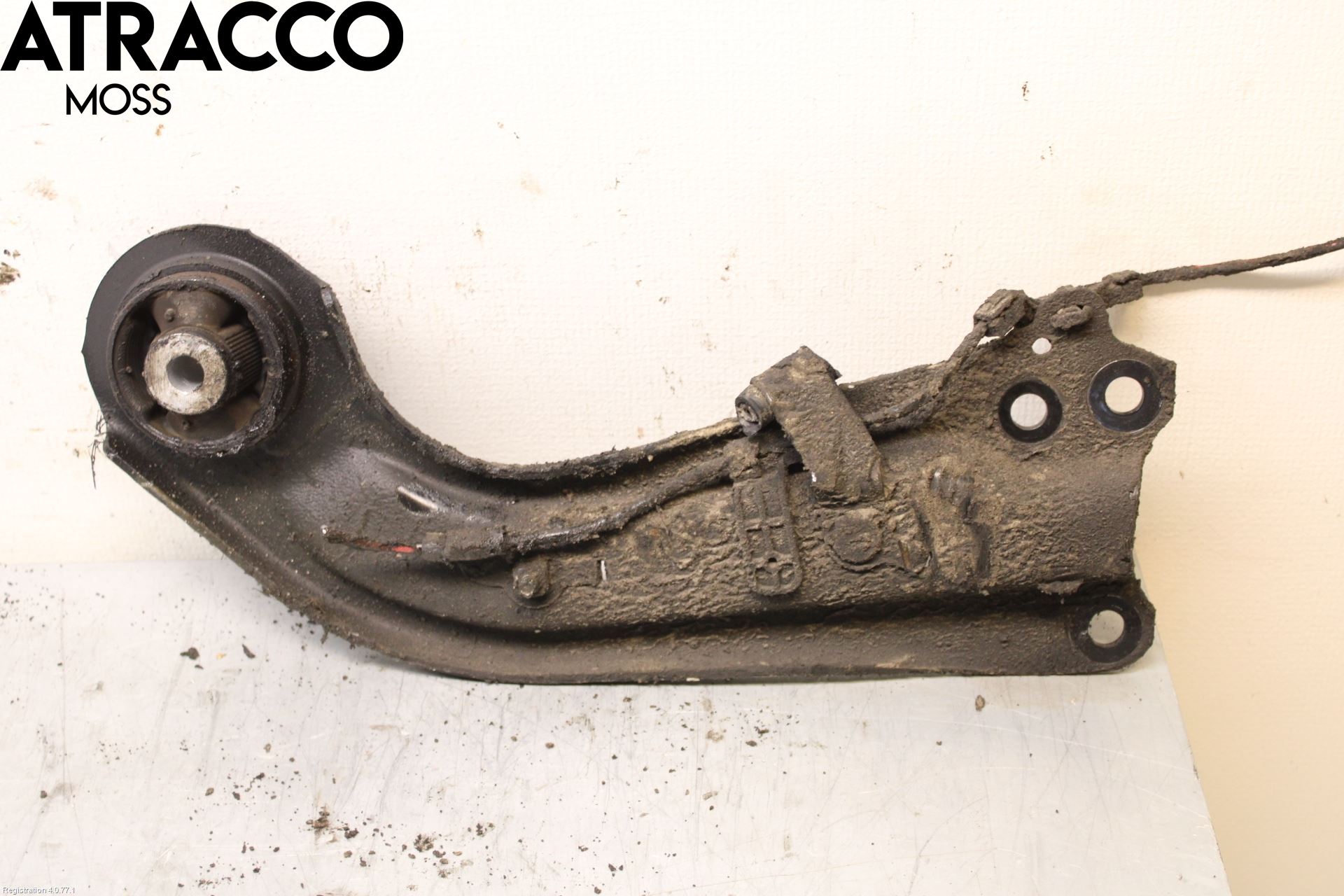 Toyota PRIUS (ZVW50) 16-21 Bärarm Bak Höger