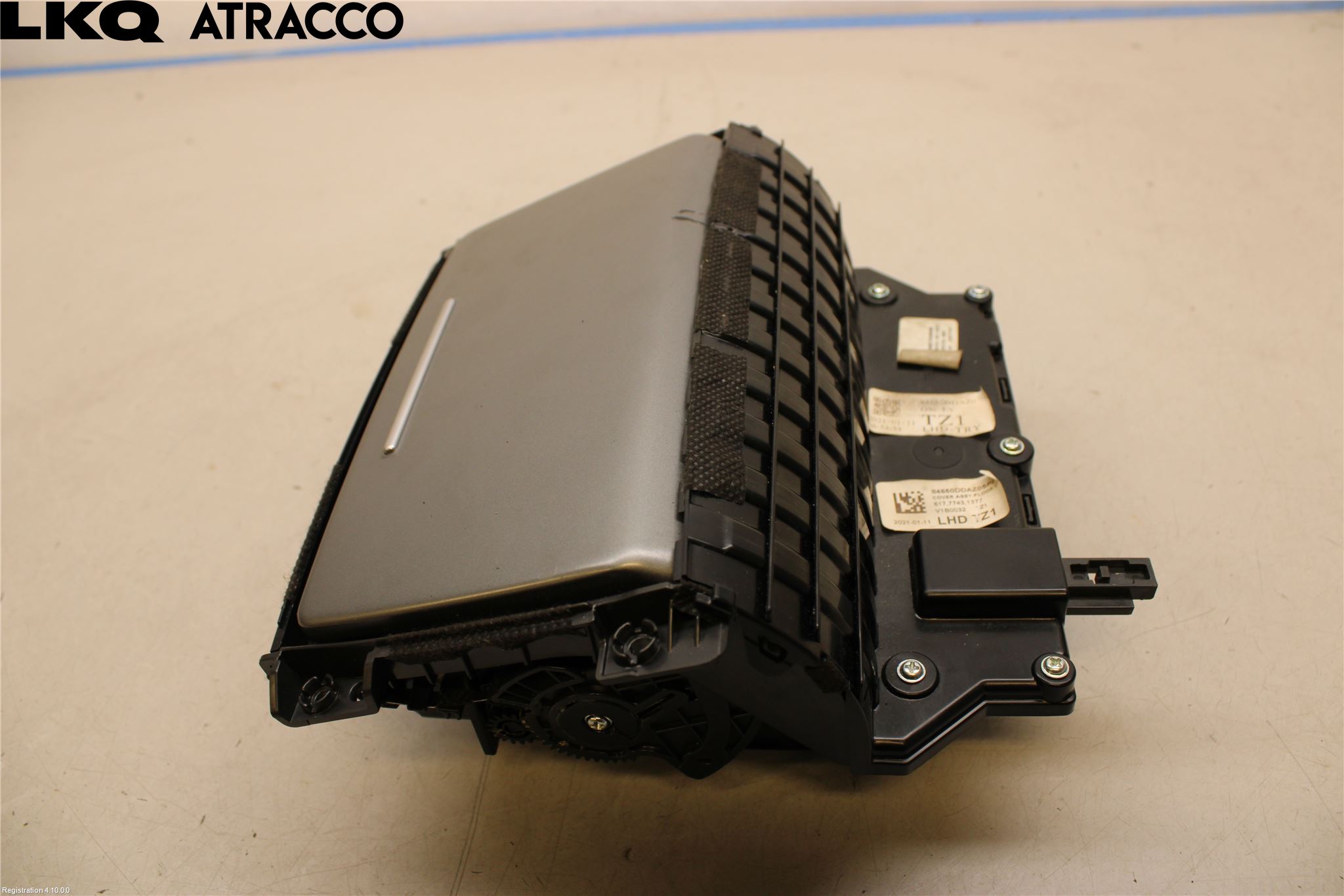 Hyundai KONA/ELECTRIC OS 18-23 Instrumentkonsoll Mitt
