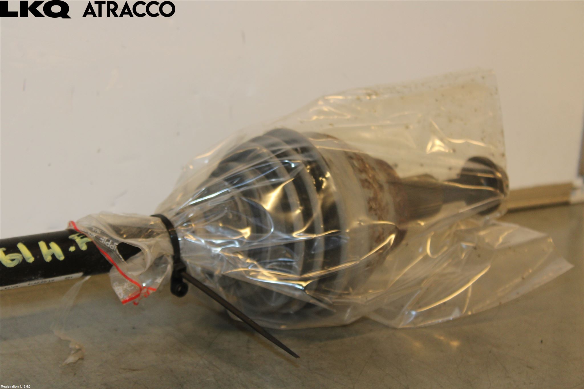 Volkswagen VW TIGUAN 07-16 Drivaxel Fram Höger