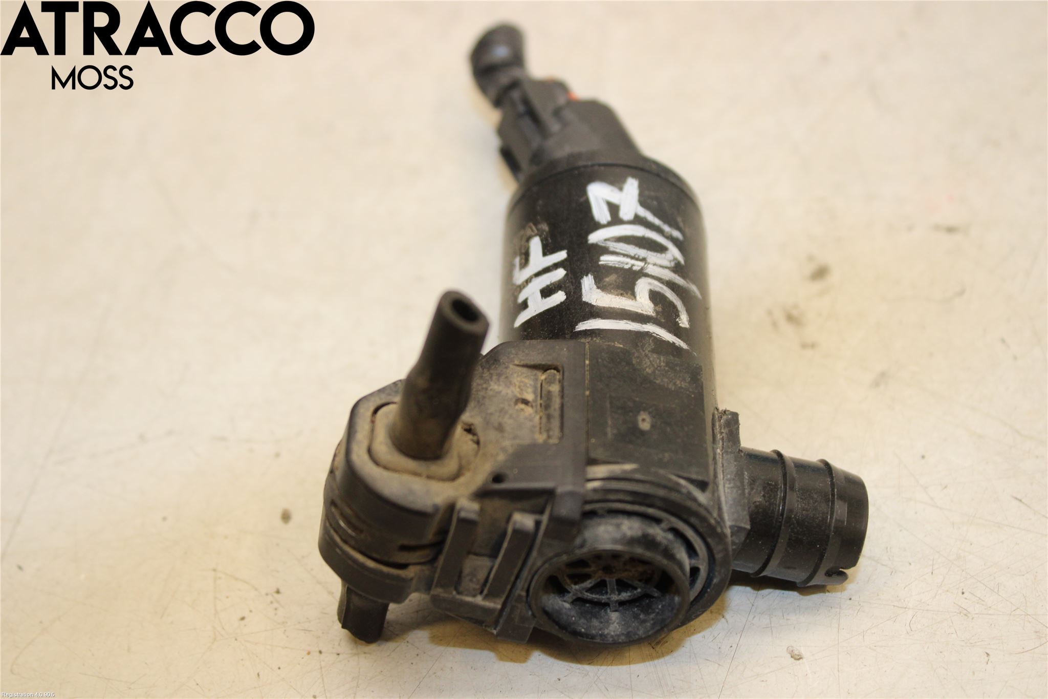 Toyota RAV4 19- Spolarpump Vindruta