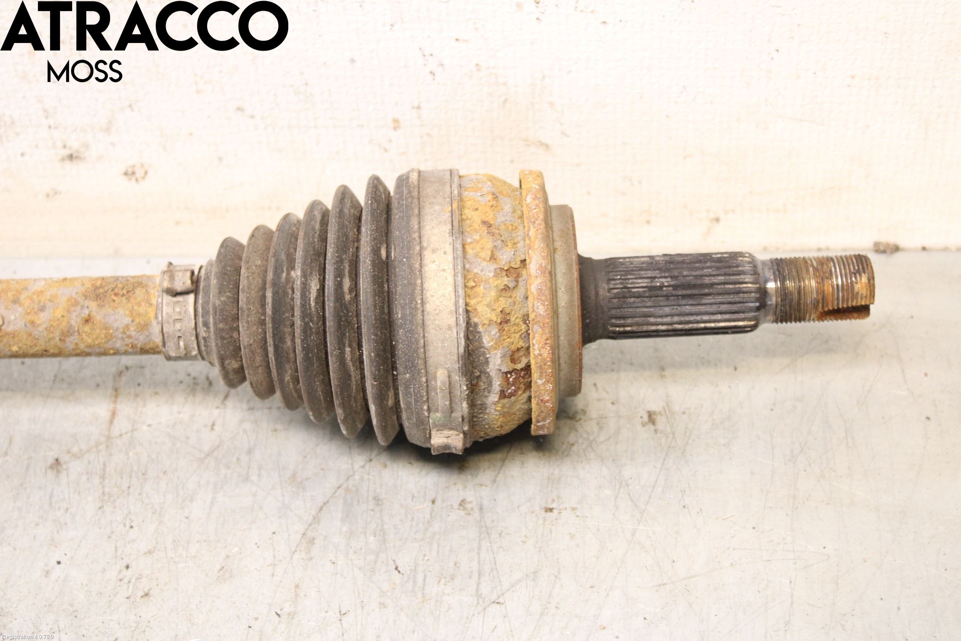 Toyota AURIS 10-12 Drivaxel Fram Vänster