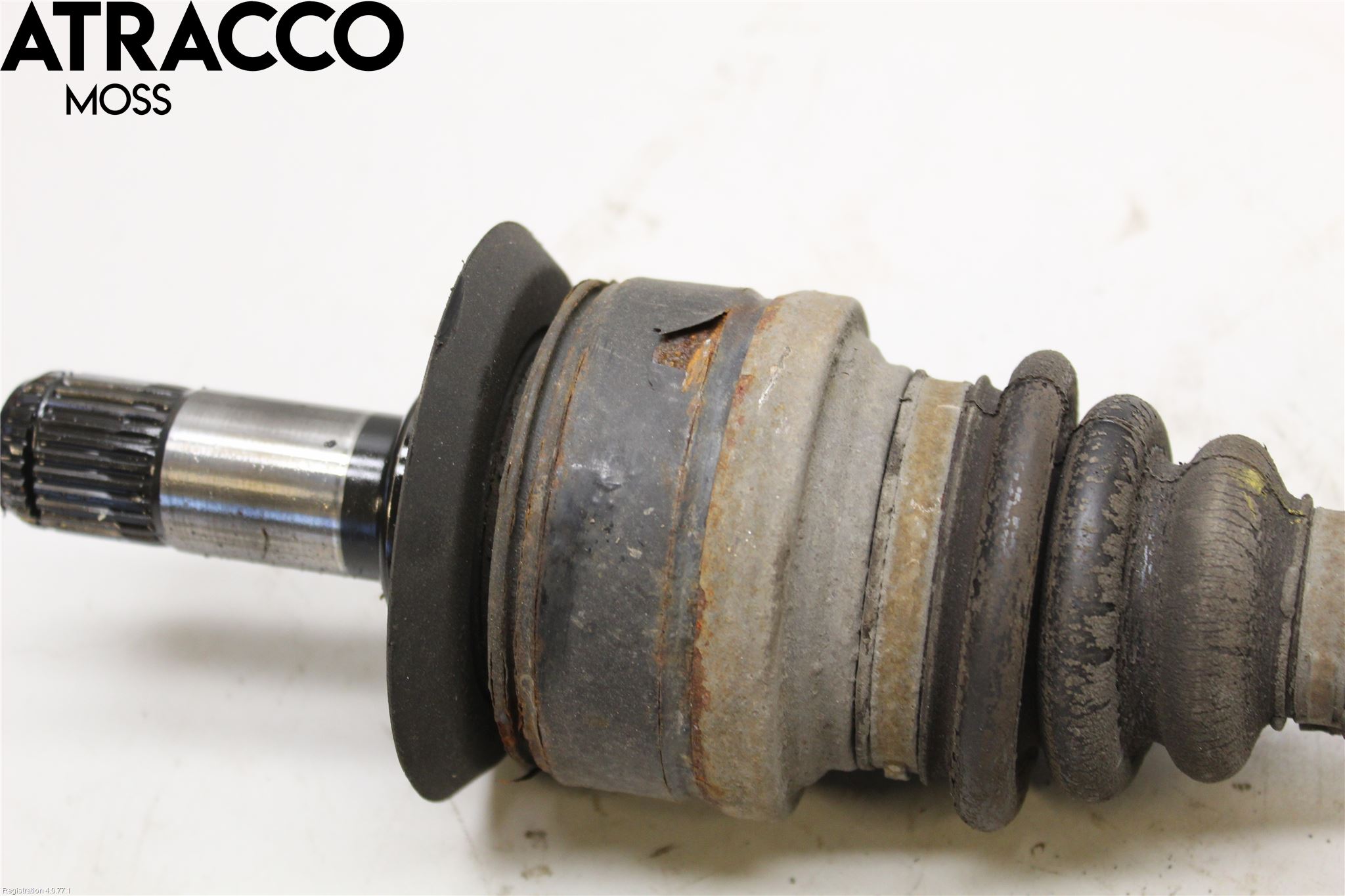 BMW 1 F20/F21 11-19 Drivaxel Bak Höger