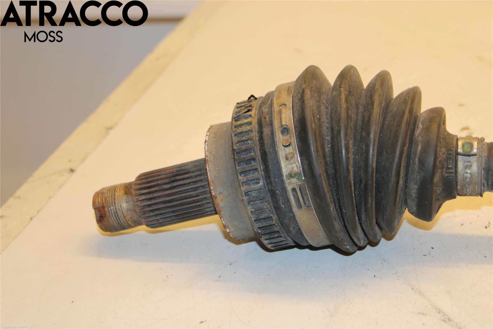 BMW 3 E90/91 SED/TOU 05-12 Drivaxel Fram Vänster