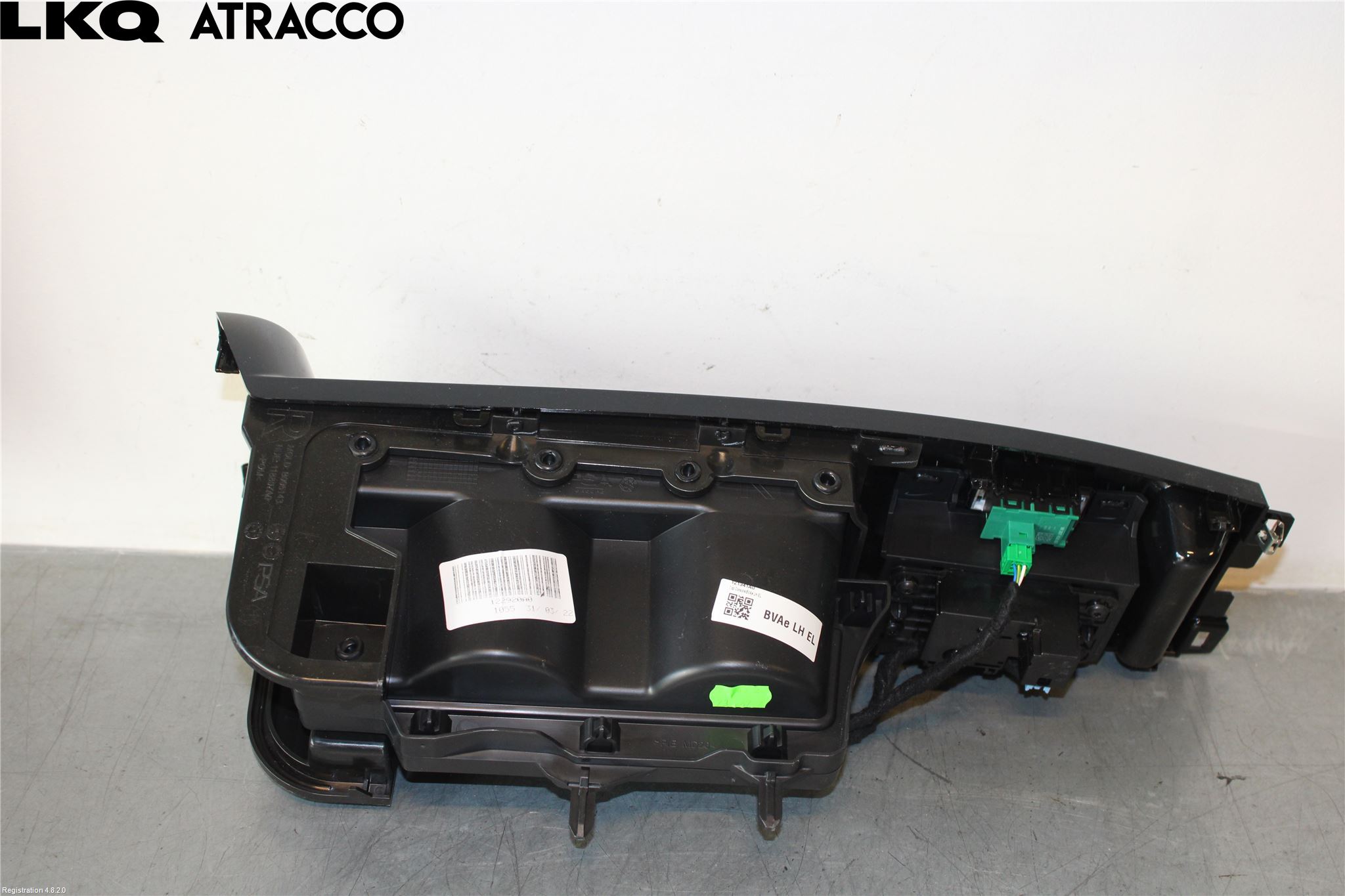 Citroen C4/E-C4 C4X/E-C4X III 21- Instrumentkonsoll Golv