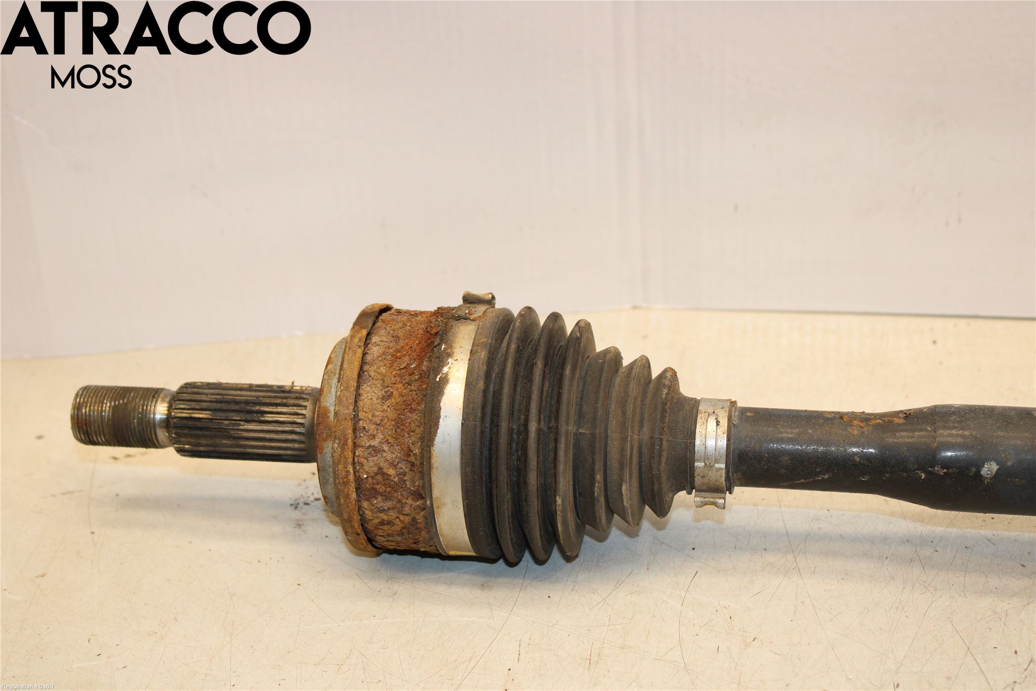 Toyota AURIS 13-19 Drivaxel Fram Höger
