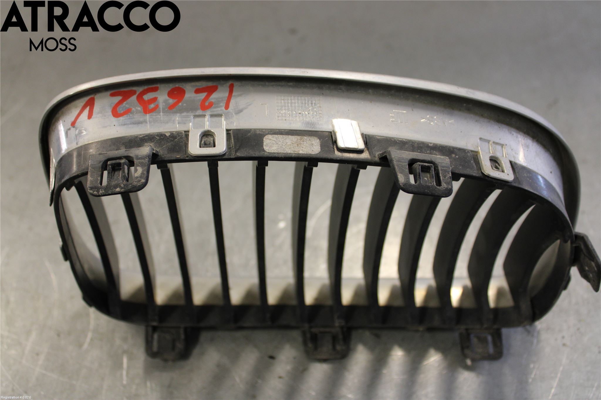 BMW 1 E87/81 5D/3D 03-11 Grilldel Vänster