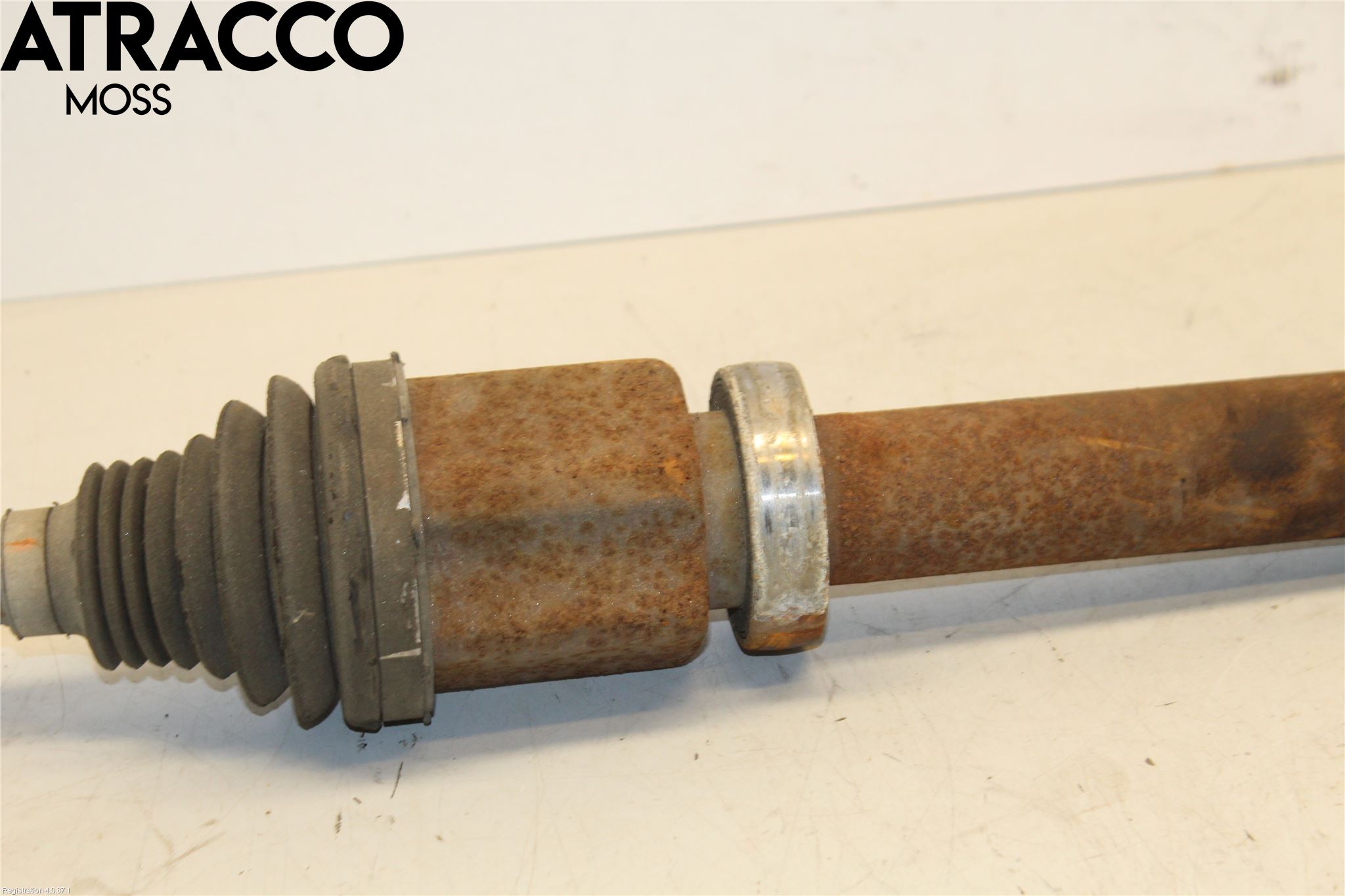Volvo V40 12-19 Drivaxel Fram Höger