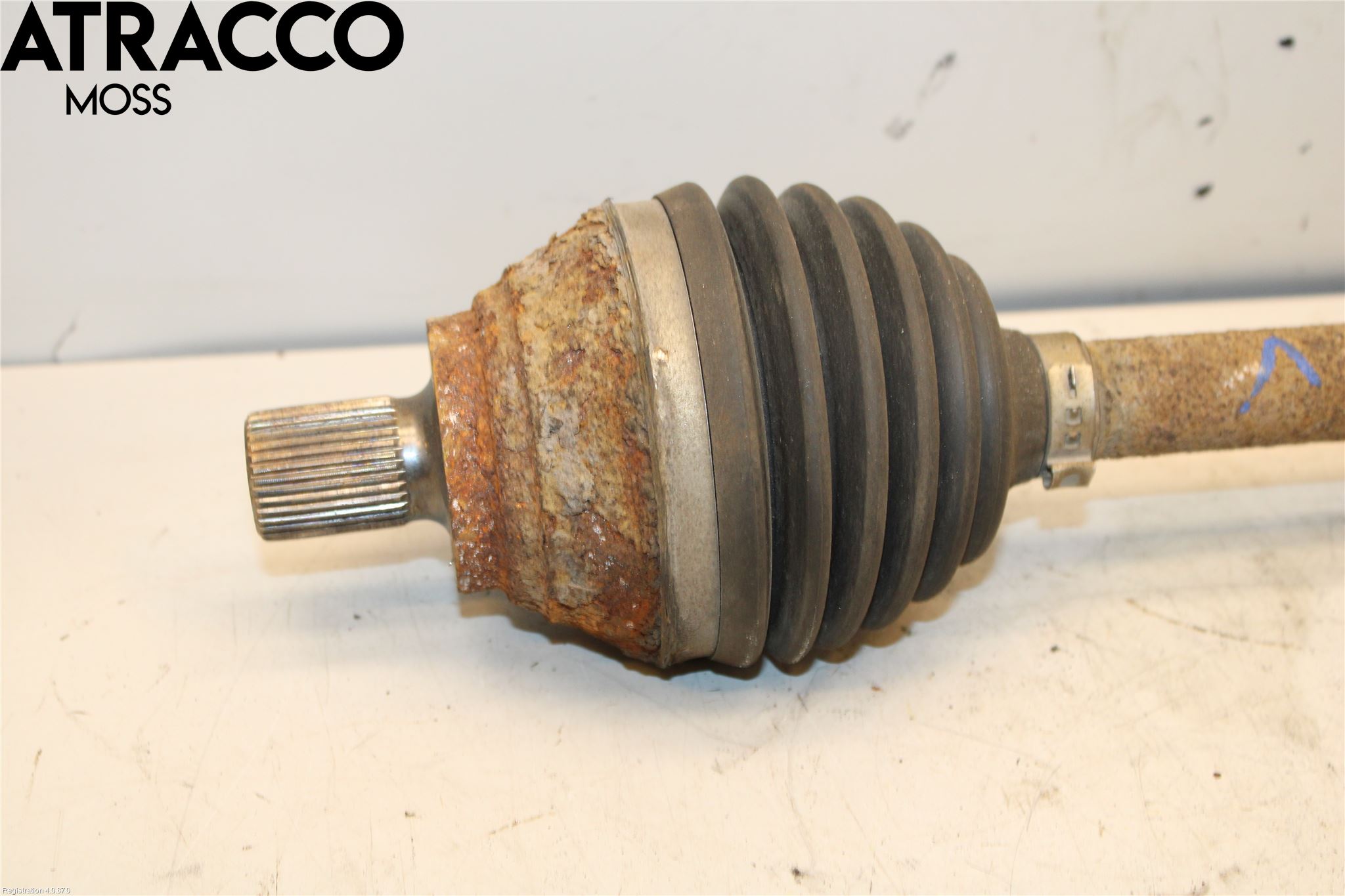 Volkswagen VW GOLF VI 09-13 Drivaxel Fram Vänster