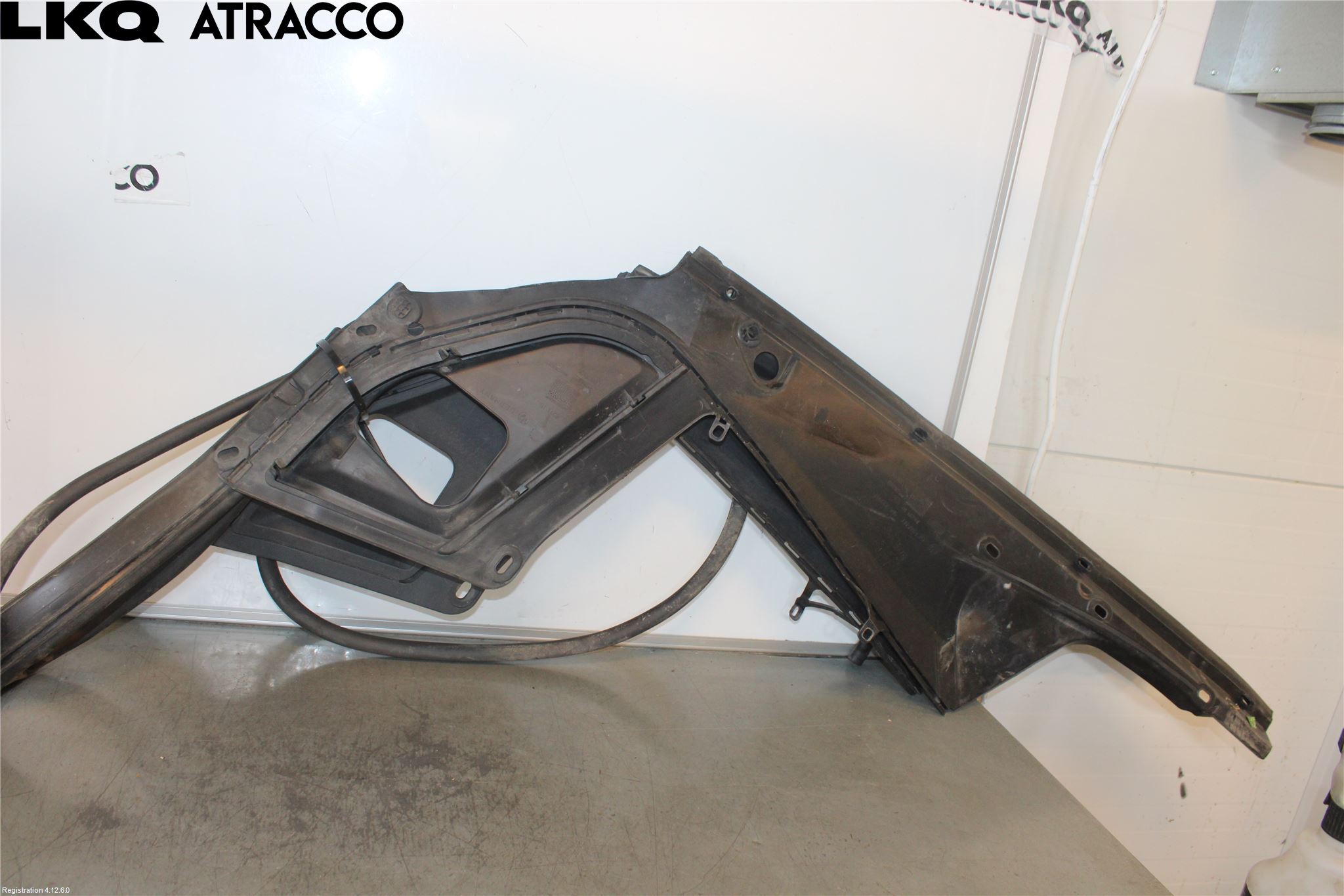 BMW 5 F10/F11/F18 09-17 Täckplast Front