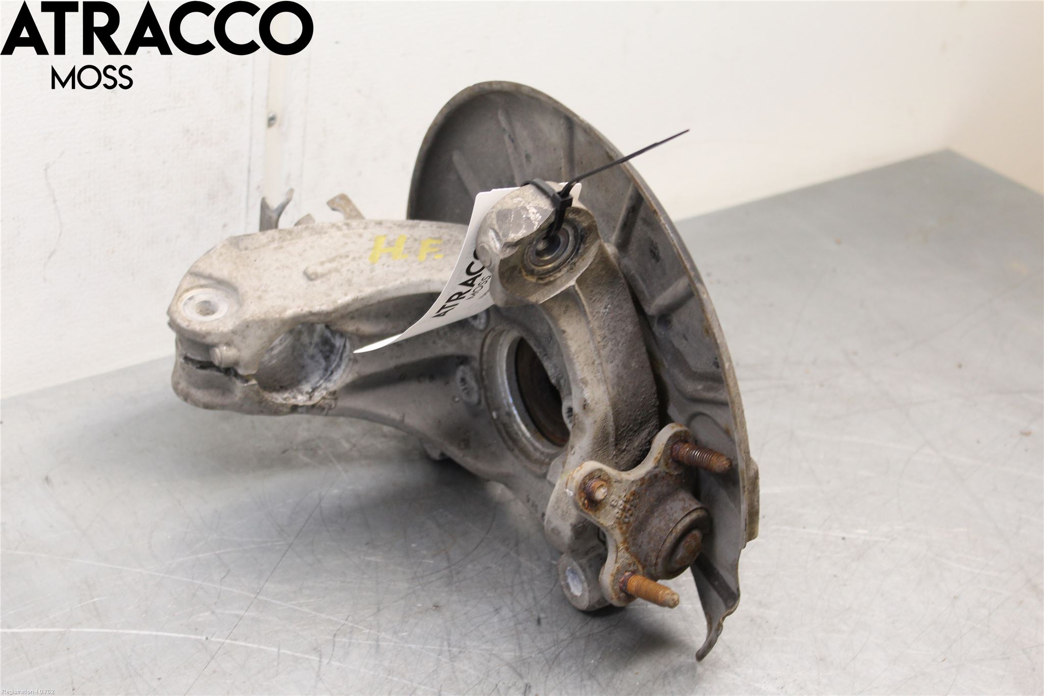 Volkswagen VW PASSAT 11-14 Styrspindel Lagerhus Hö