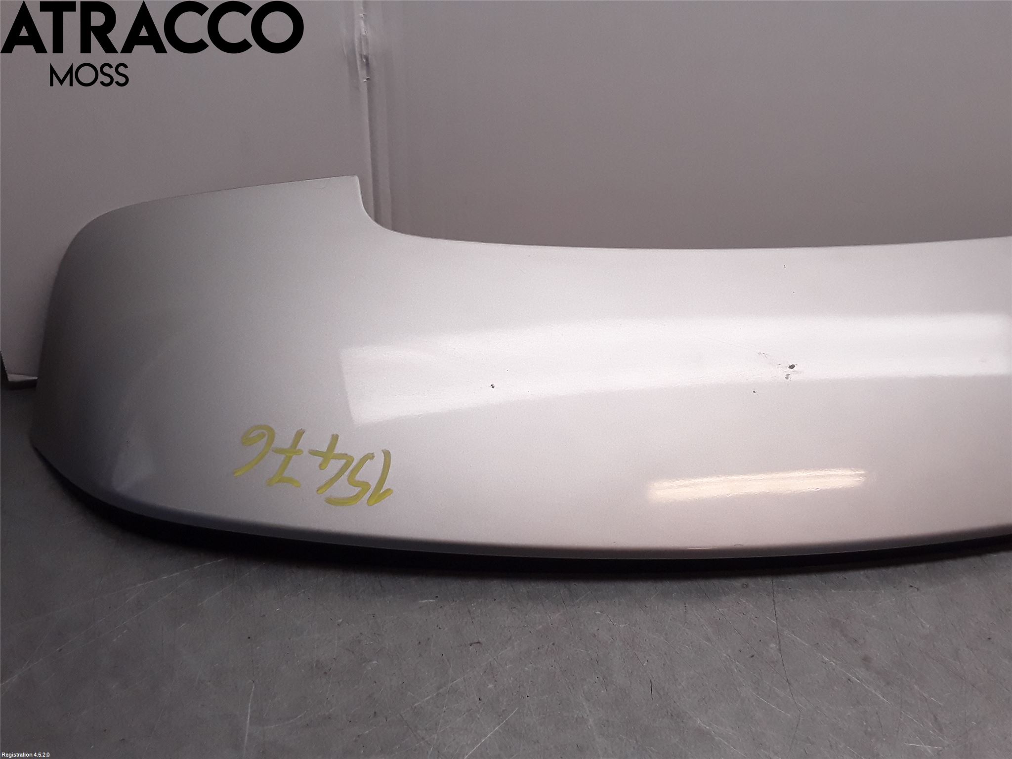 Toyota AVENSIS 09-15 Spoiler Baklucka