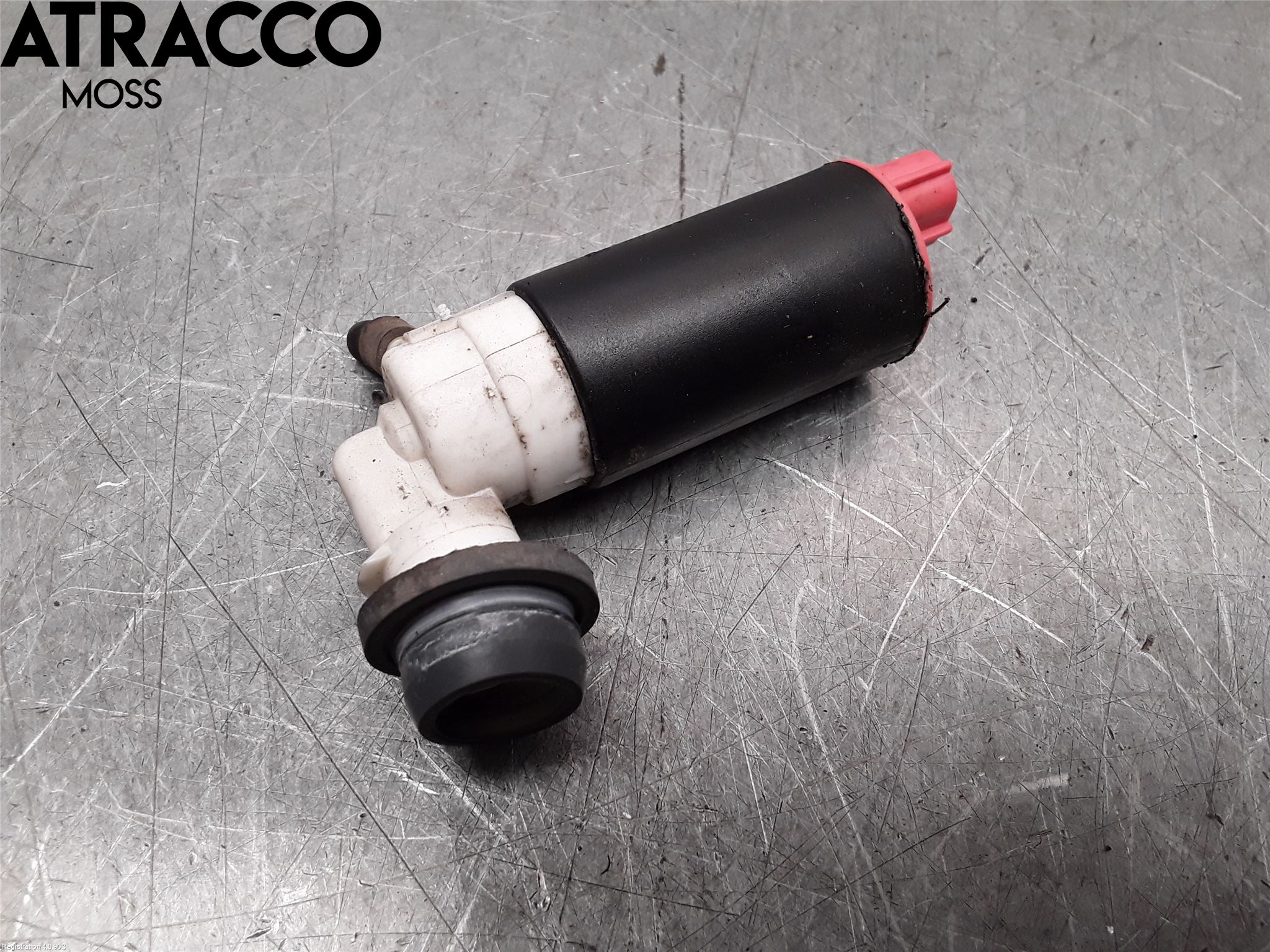 Toyota YARIS P1 03-05 Spolarpump Baklucka