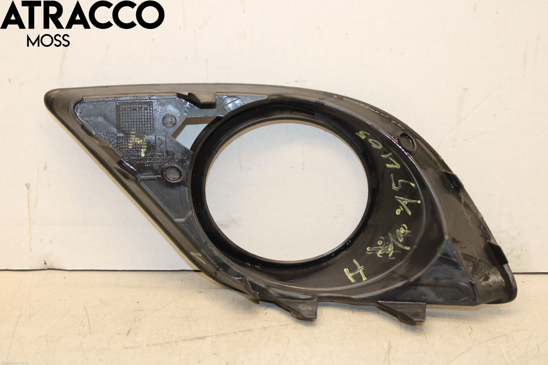 Skoda FABIA 07-14 Dimljussarg Fram