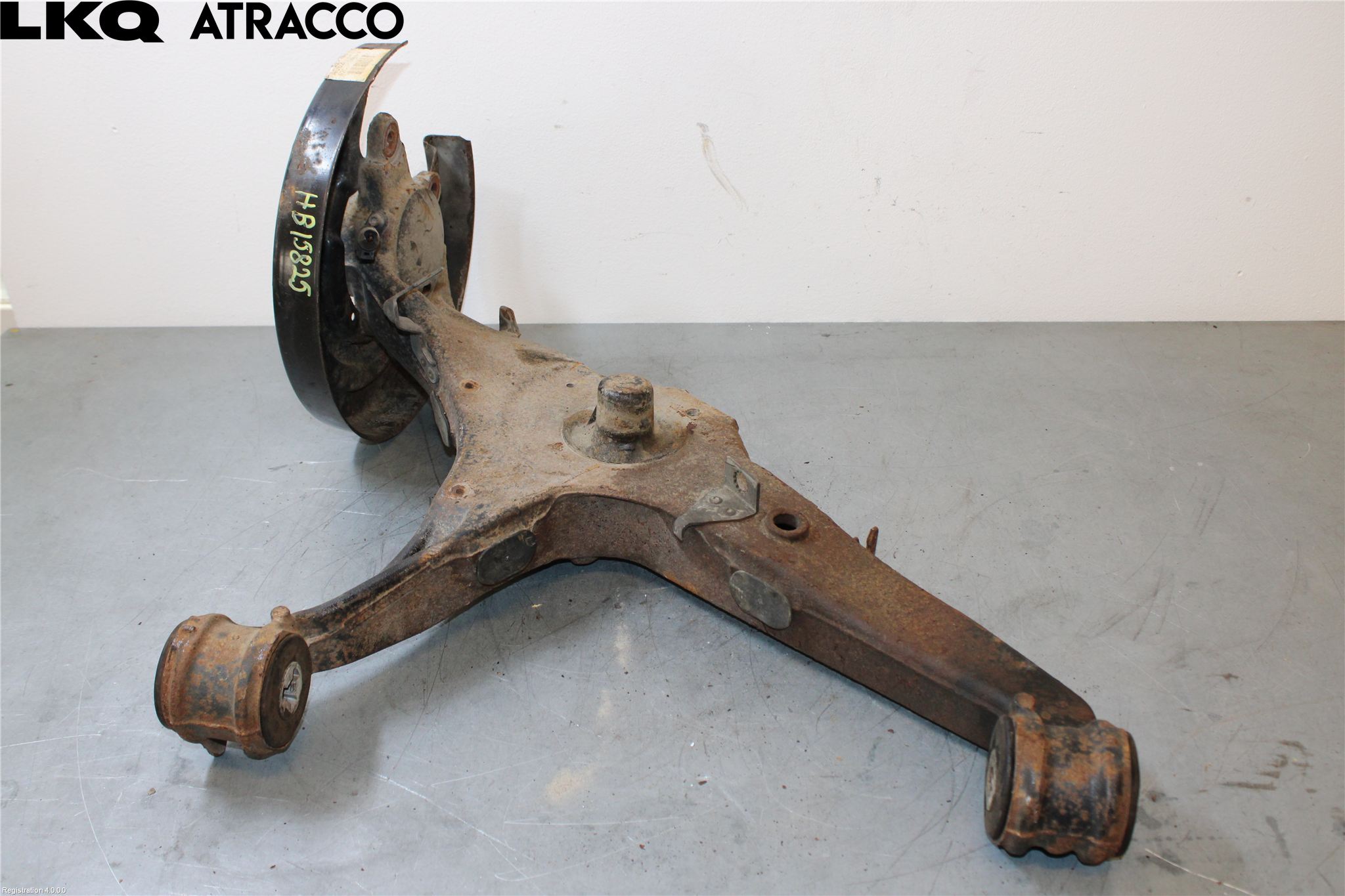 Volkswagen VW TRANSP/CARAVELLE (T6) 16-22 Bärarm Bak Höger