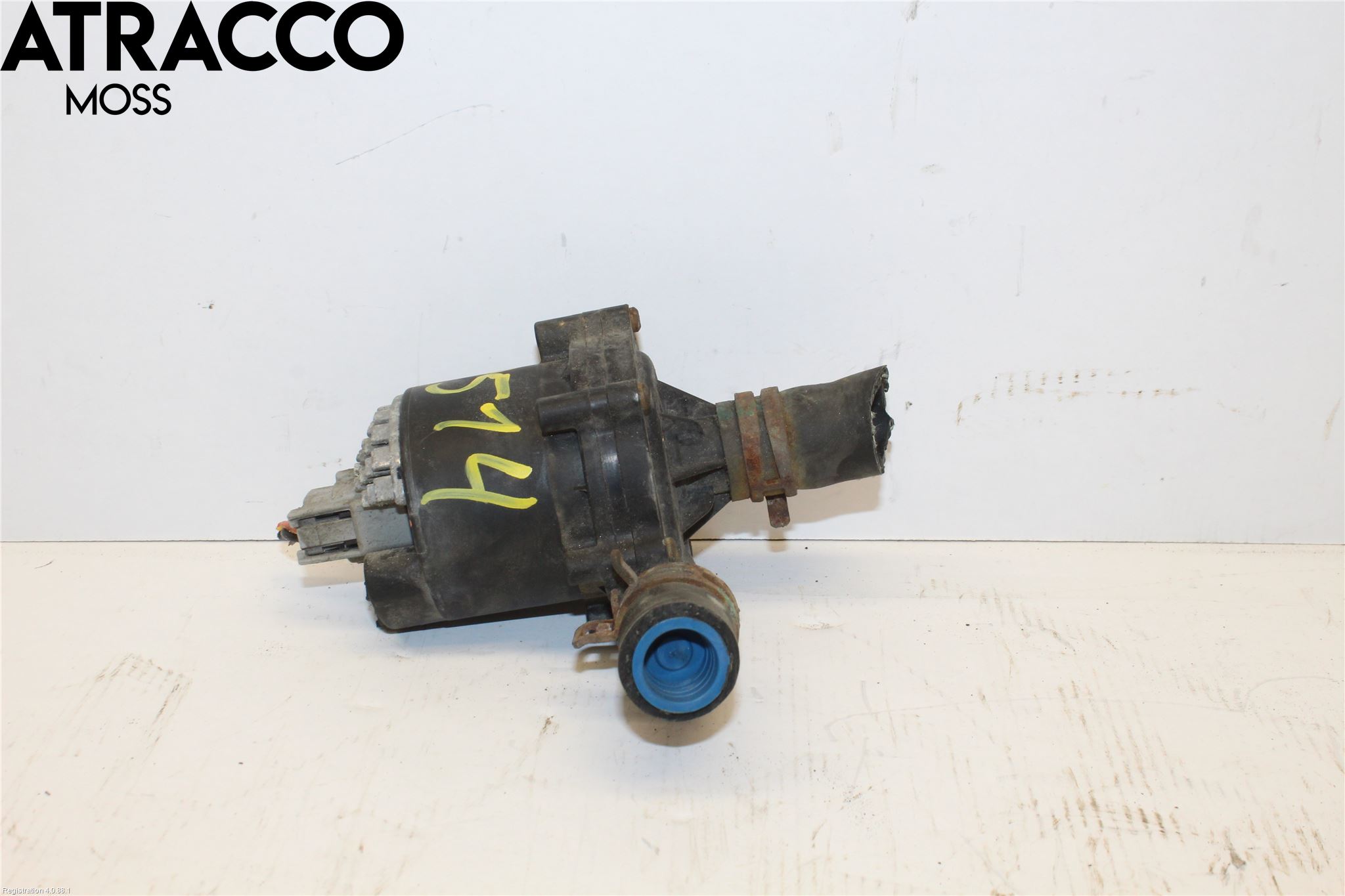 Tesla MODEL S 13- Vattenpump