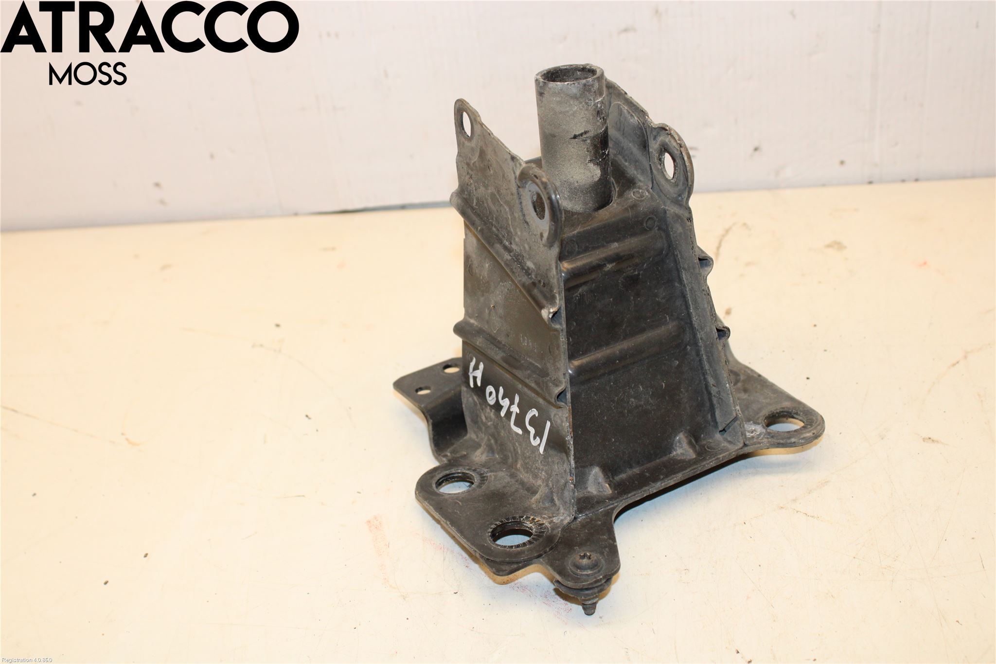 Audi A3/S3 05-13 Stötfångarbärjärn Fram