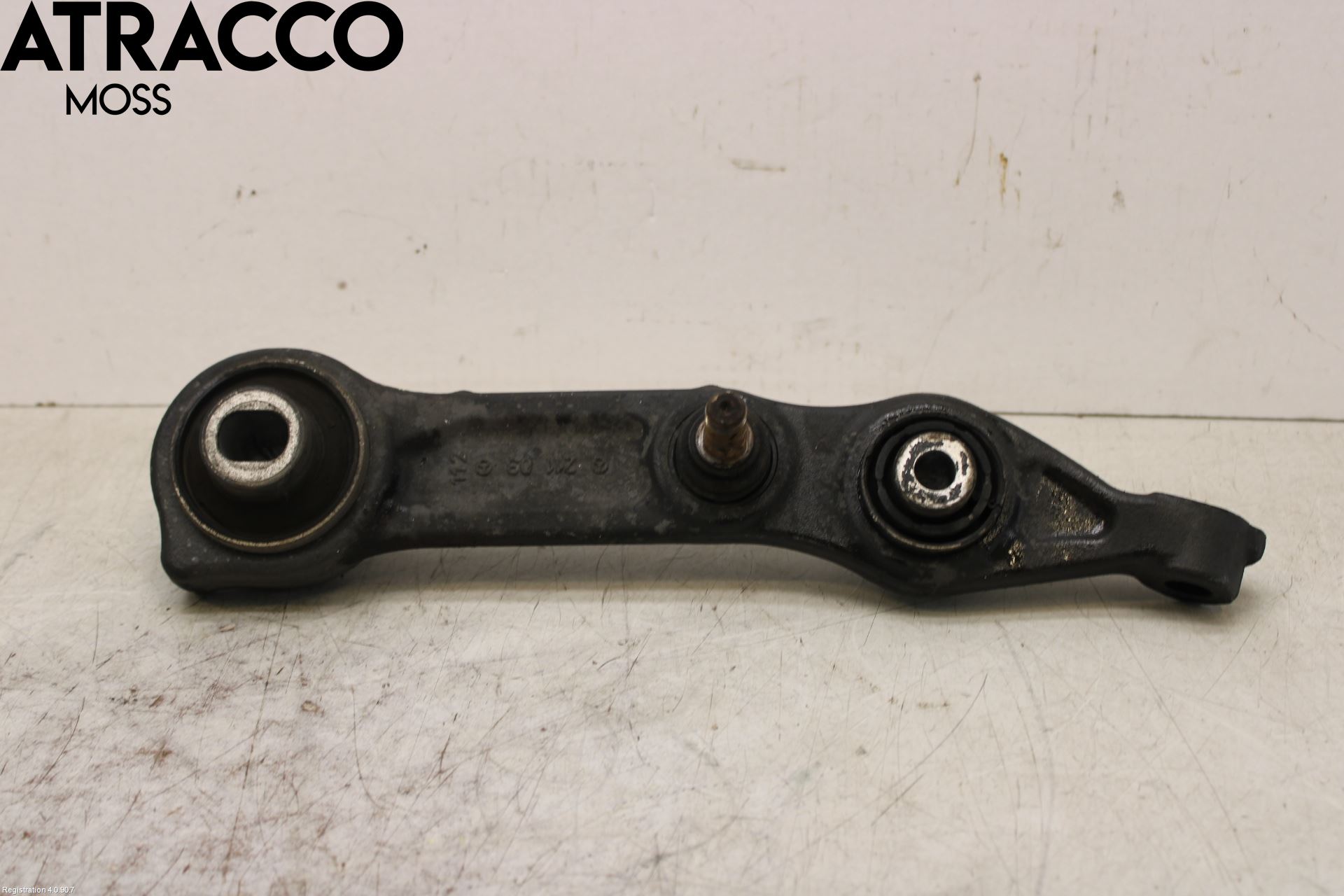 Mercedes-Benz MB CLS (C219) 03-11 Bärarm Fram Undre Hö