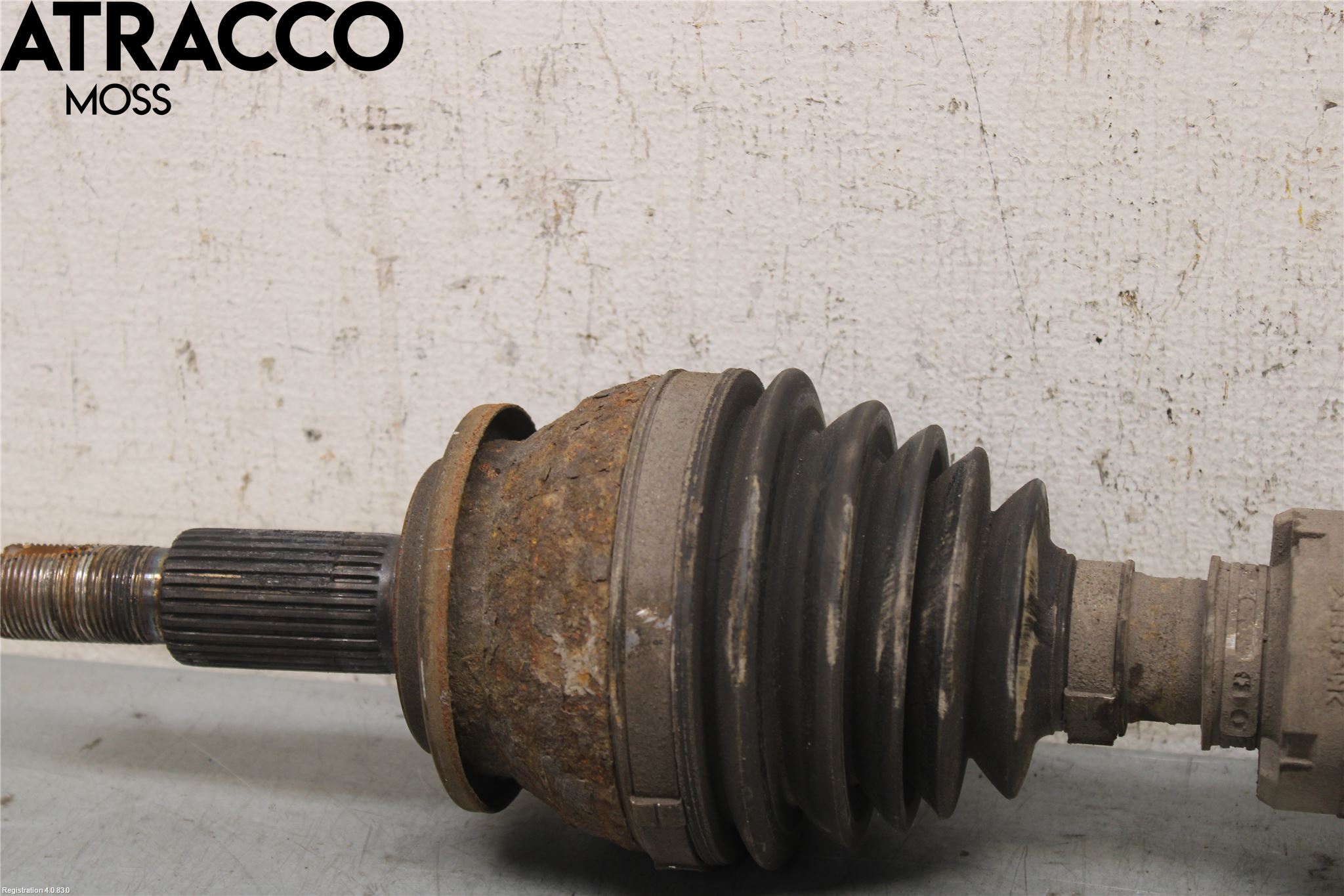 Toyota RAV4 13-18 Drivaxel Fram Vänster