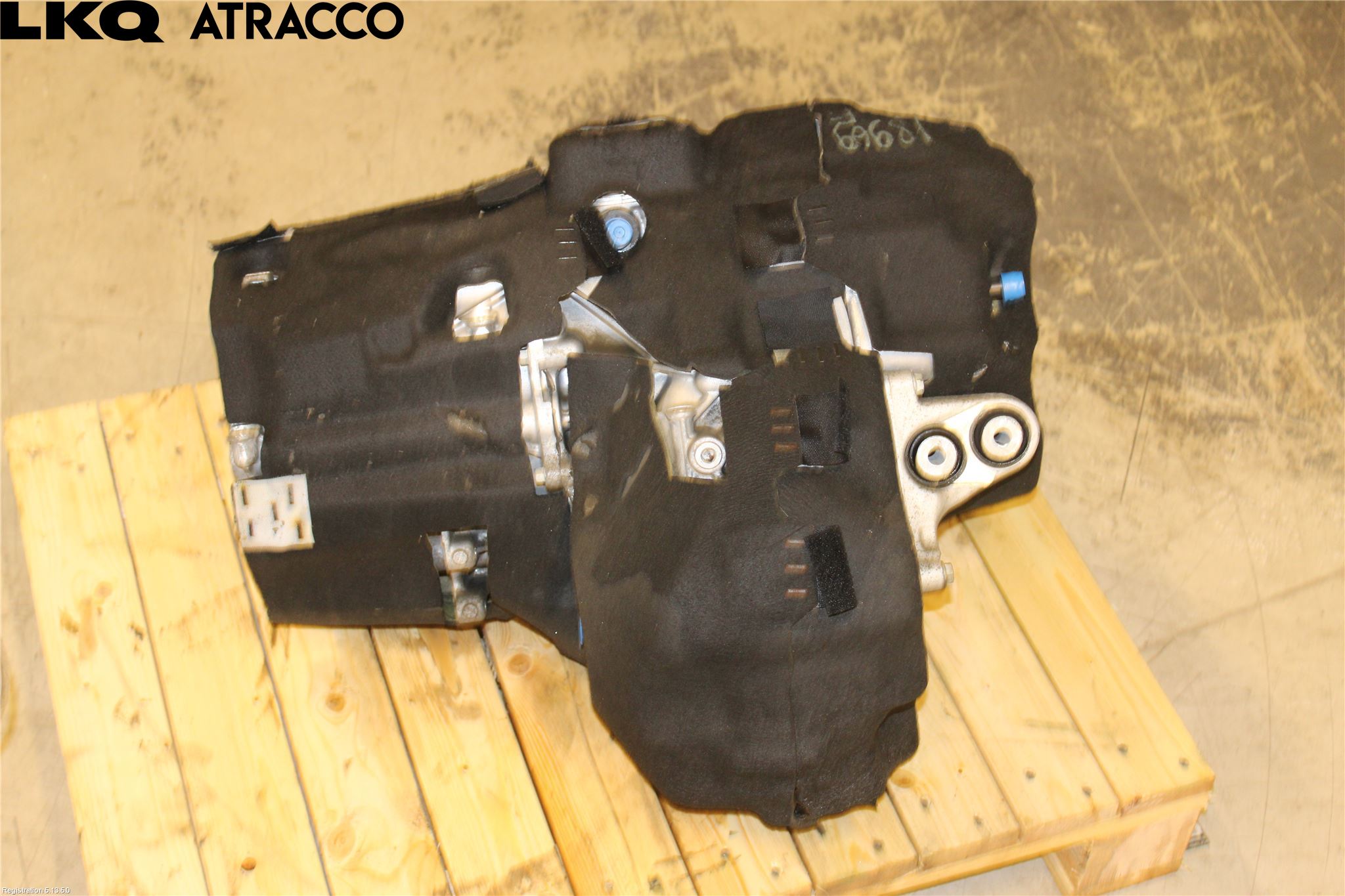 Tesla MODEL S 13- Motor Elektisk Fram