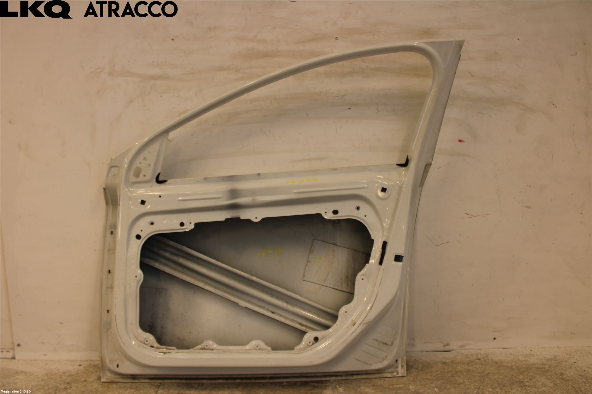 Volvo V40 12-19 Dörr Fram Höger