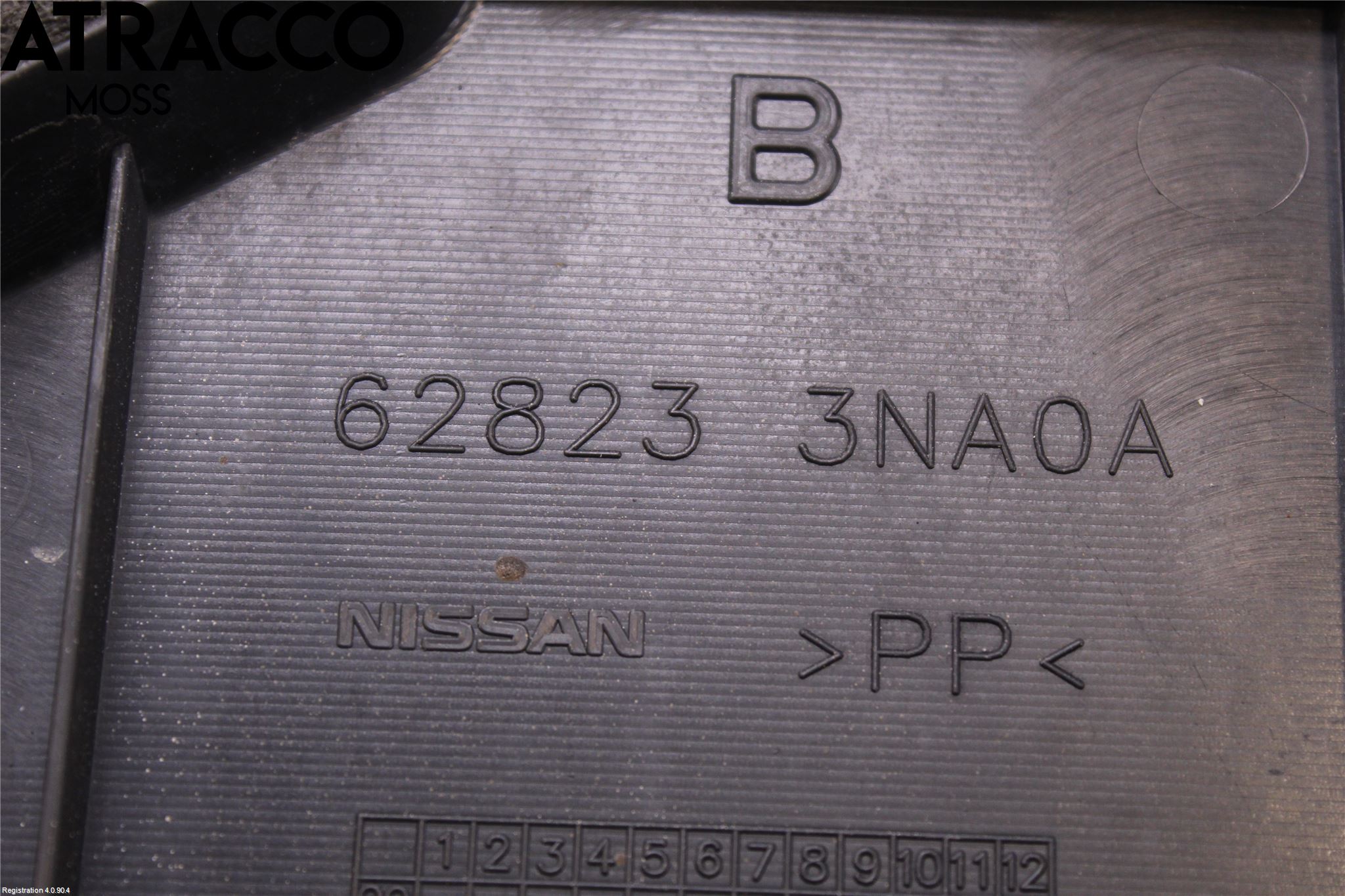 Nissan LEAF 11-17 Kylarfäste-Ram-Balk