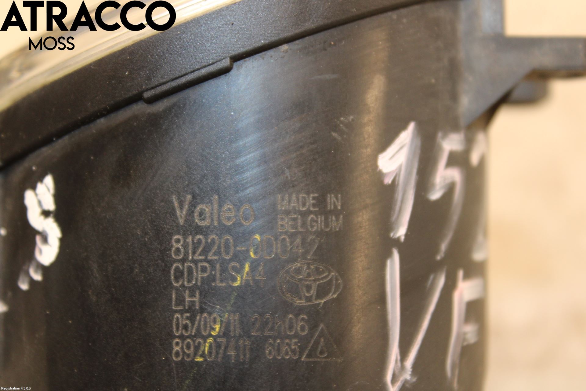 Toyota AURIS 10-12 Dimljus-Varselljus Fram