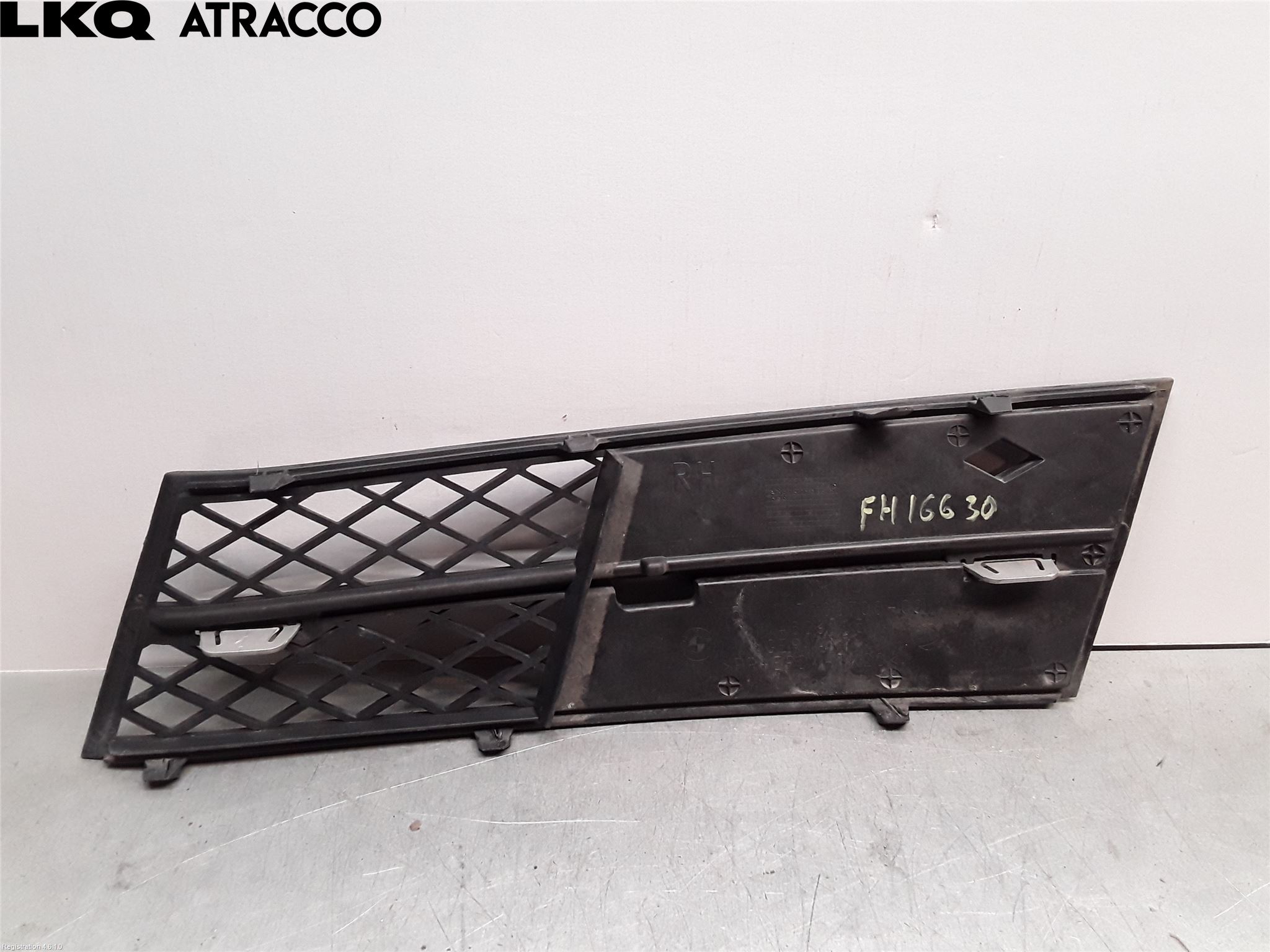 BMW 5 F10/F11/F18 09-17 Grilldel Höger