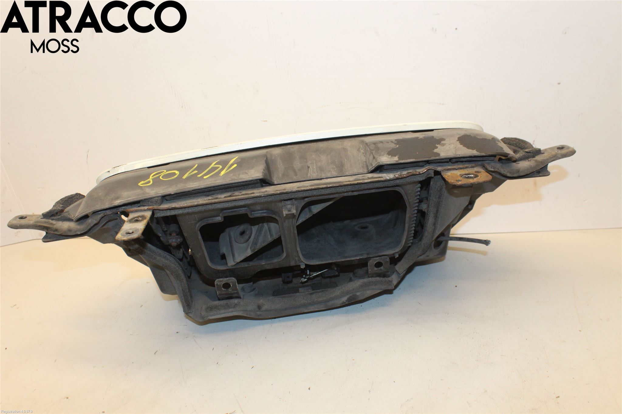 Nissan LEAF 11-17 Grilldel Mitt