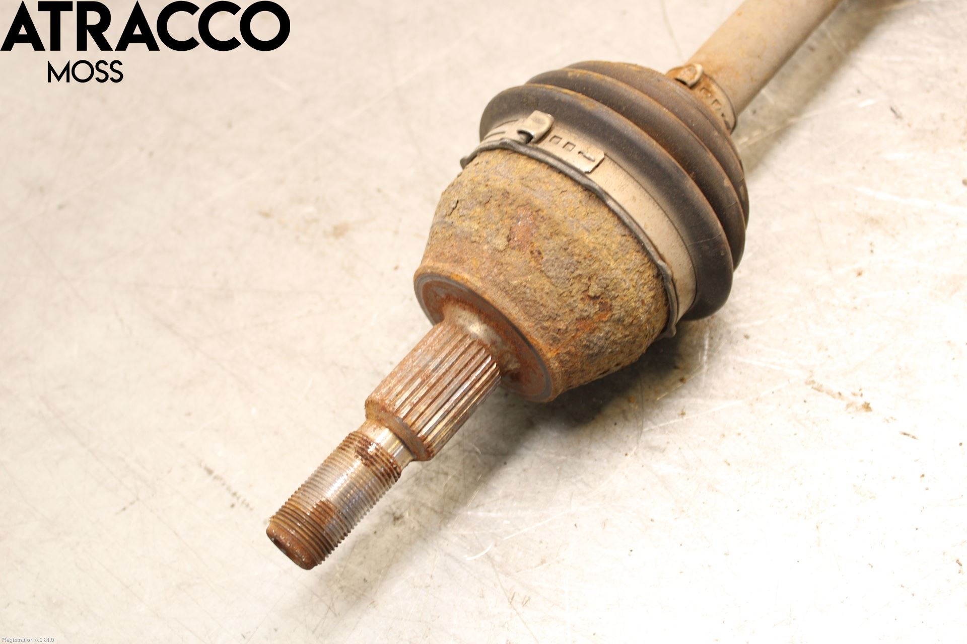 Ford TRANSIT/TOURNEO CONNECT 13-22 Drivaxel Fram Höger