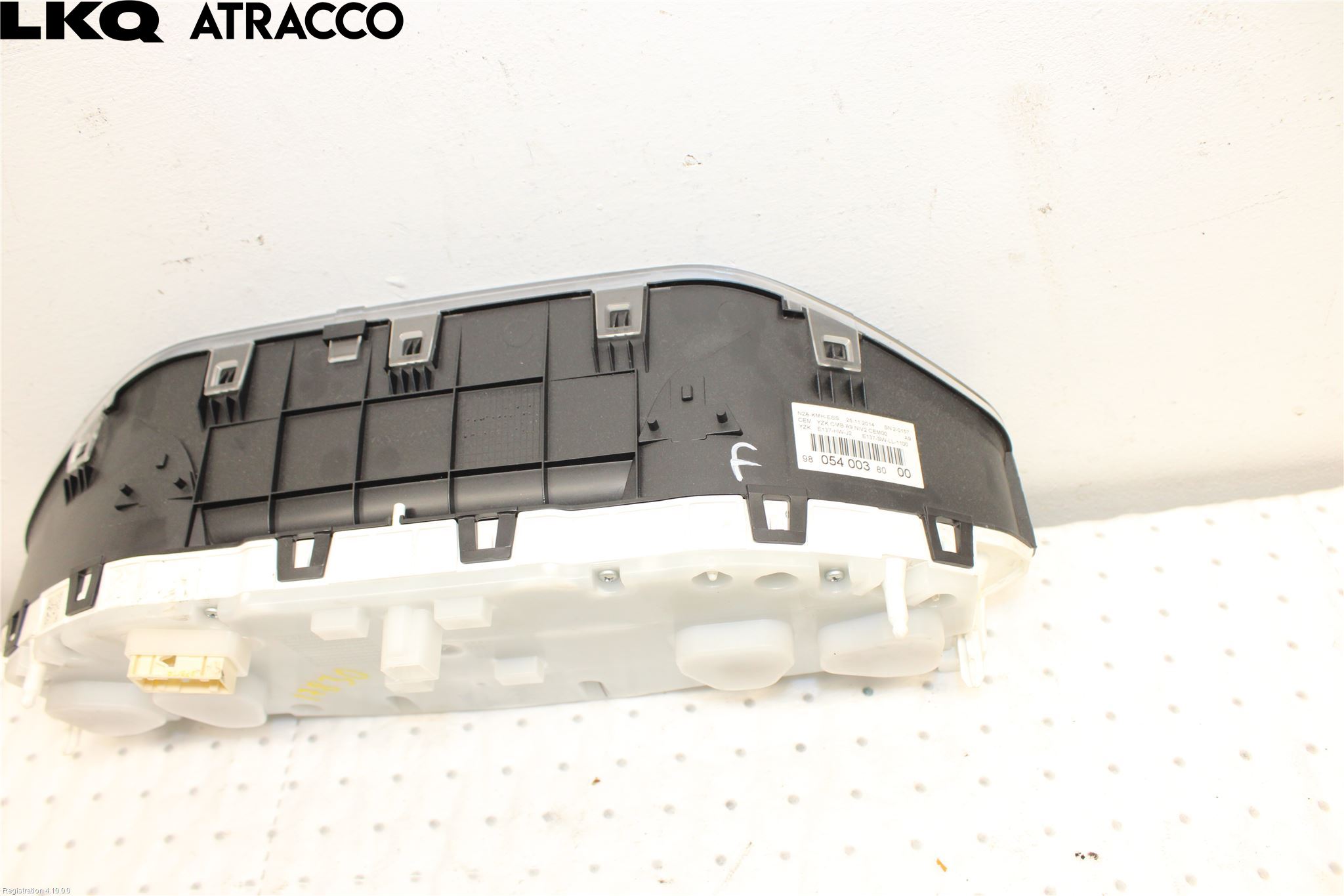 Peugeot 208 12-15 Instrument Hast