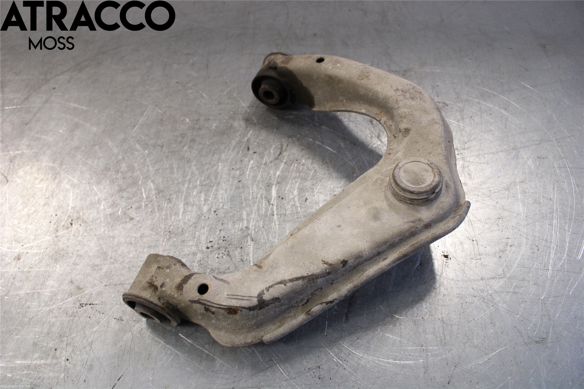 Nissan NAVARA 05-16 Bärarm Fram Övre Hö