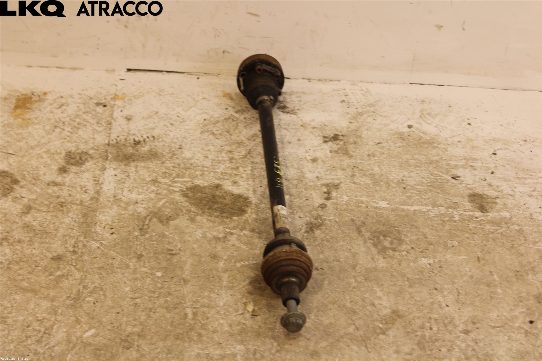 Volkswagen VW T-ROC 18- Drivaxel Bak Höger