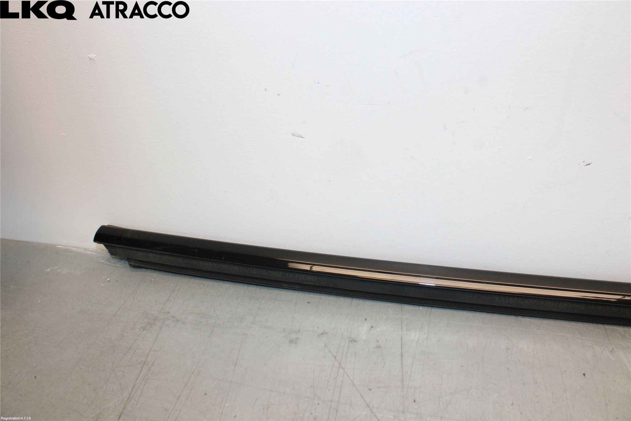 Porsche TAYCAN 20- Dörr Dekorlist Fram Hö