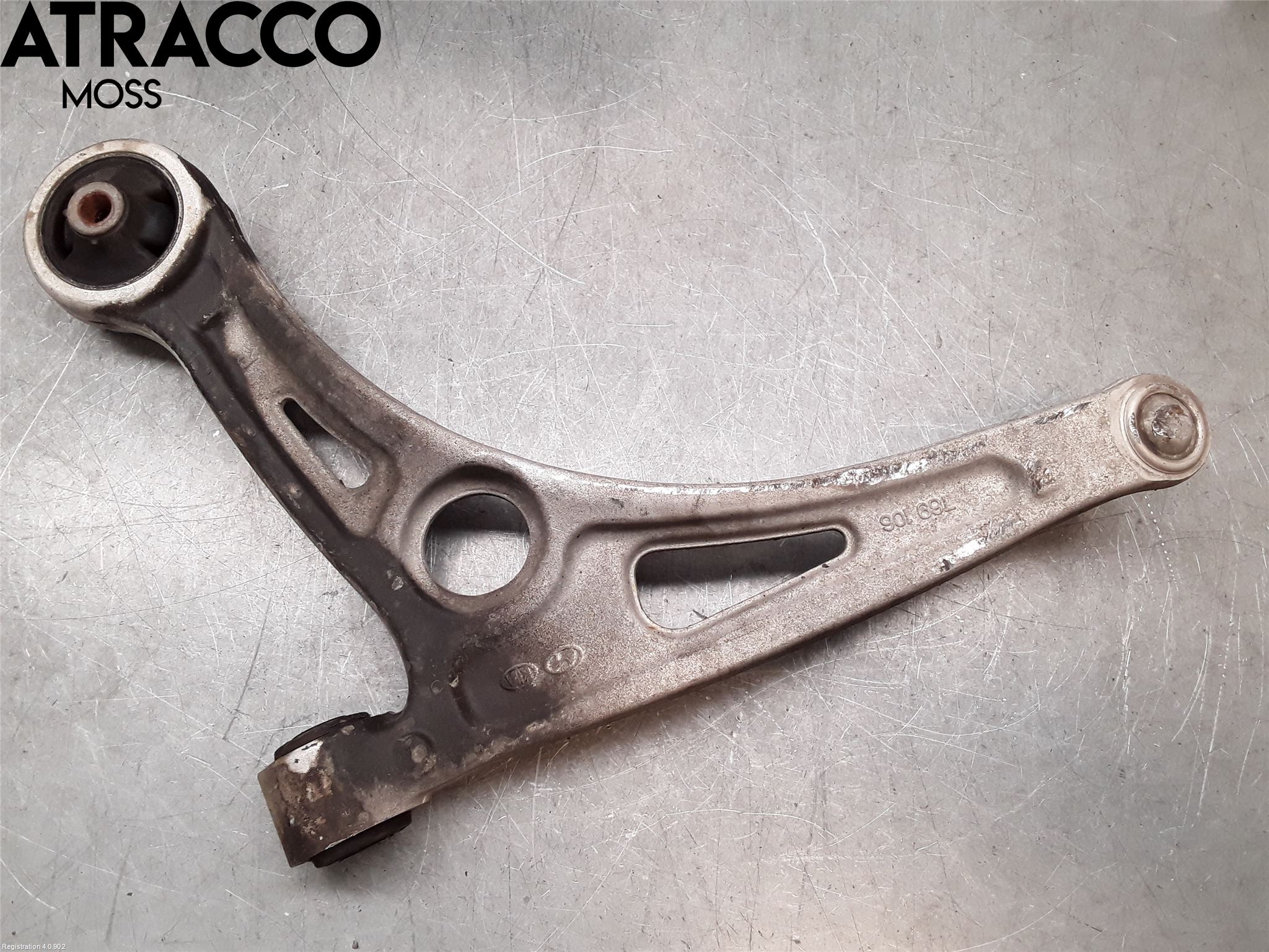 Hyundai IONIQ AE 17-22 Bärarm Fram Undre Hö