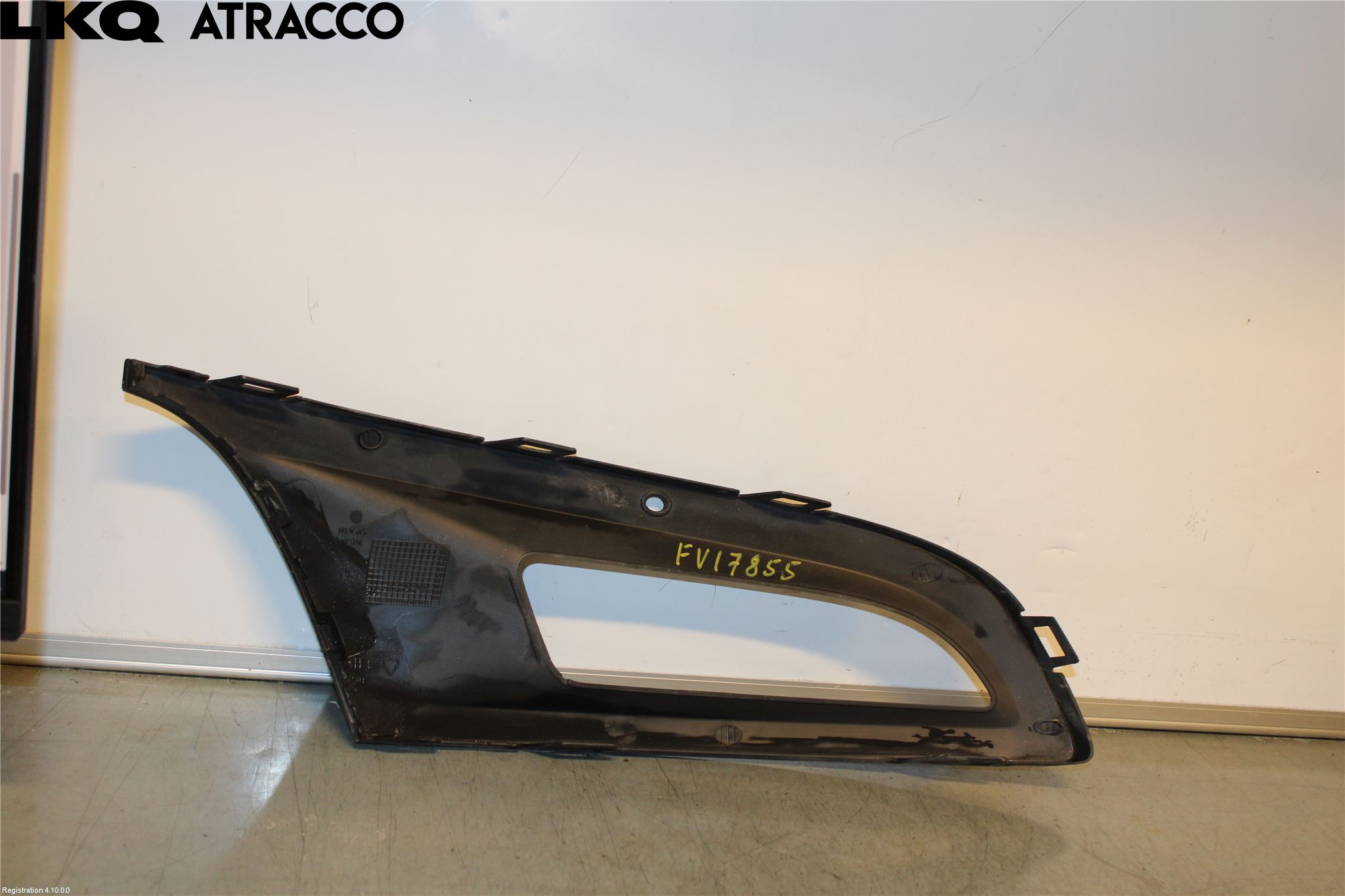 Volkswagen VW POLO 10-17 Dimljussarg Fram