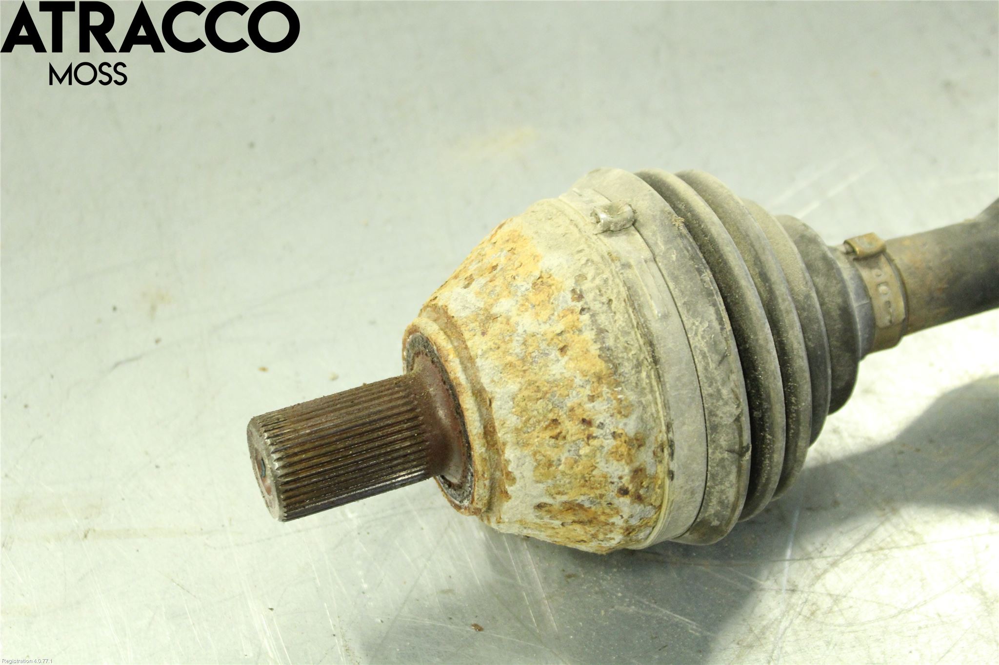 Volvo XC70 08-13 Drivaxel Fram Höger