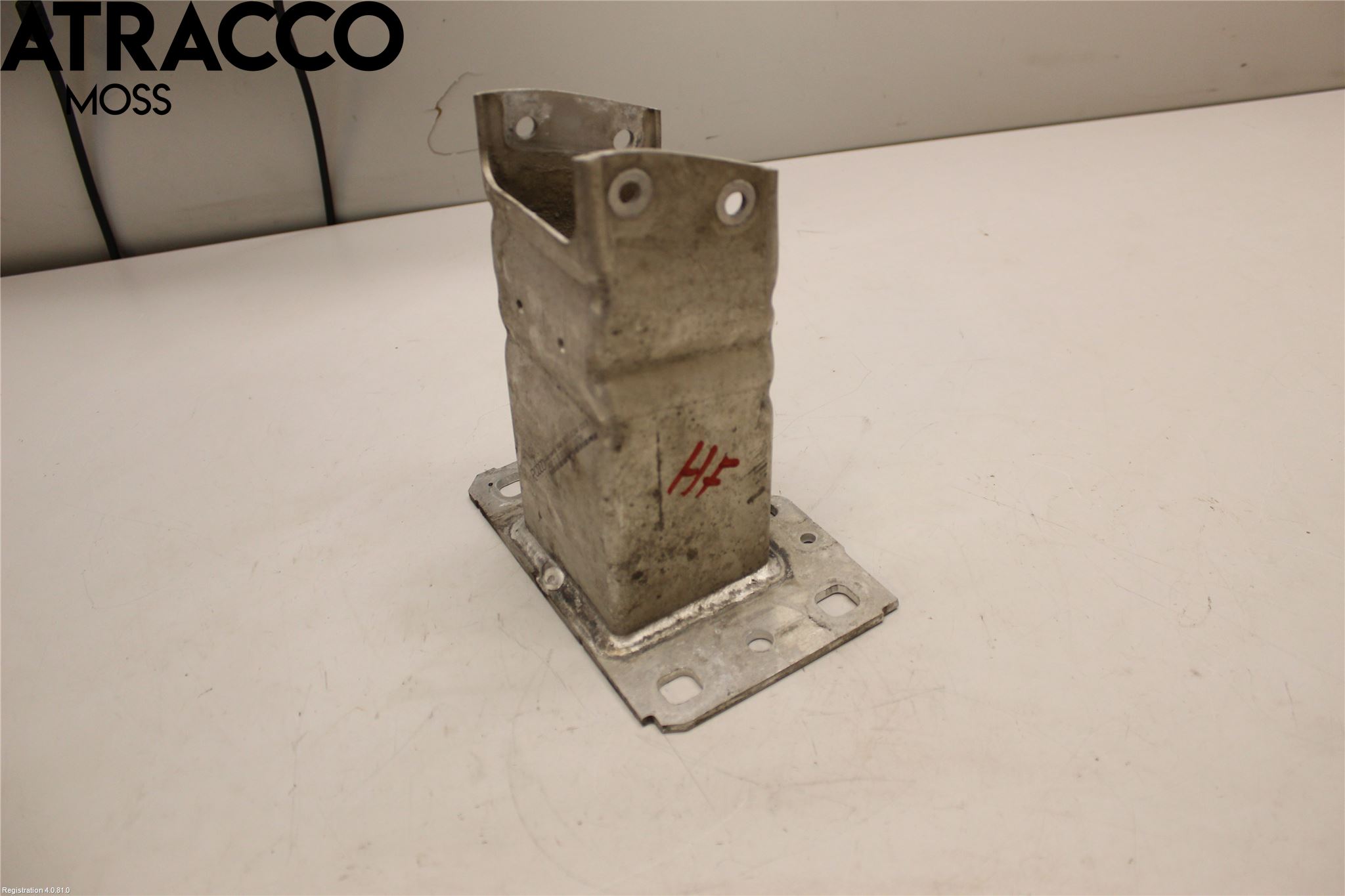 Audi A4/S4 B9 16-19 Stötfångarbärjärn Fram