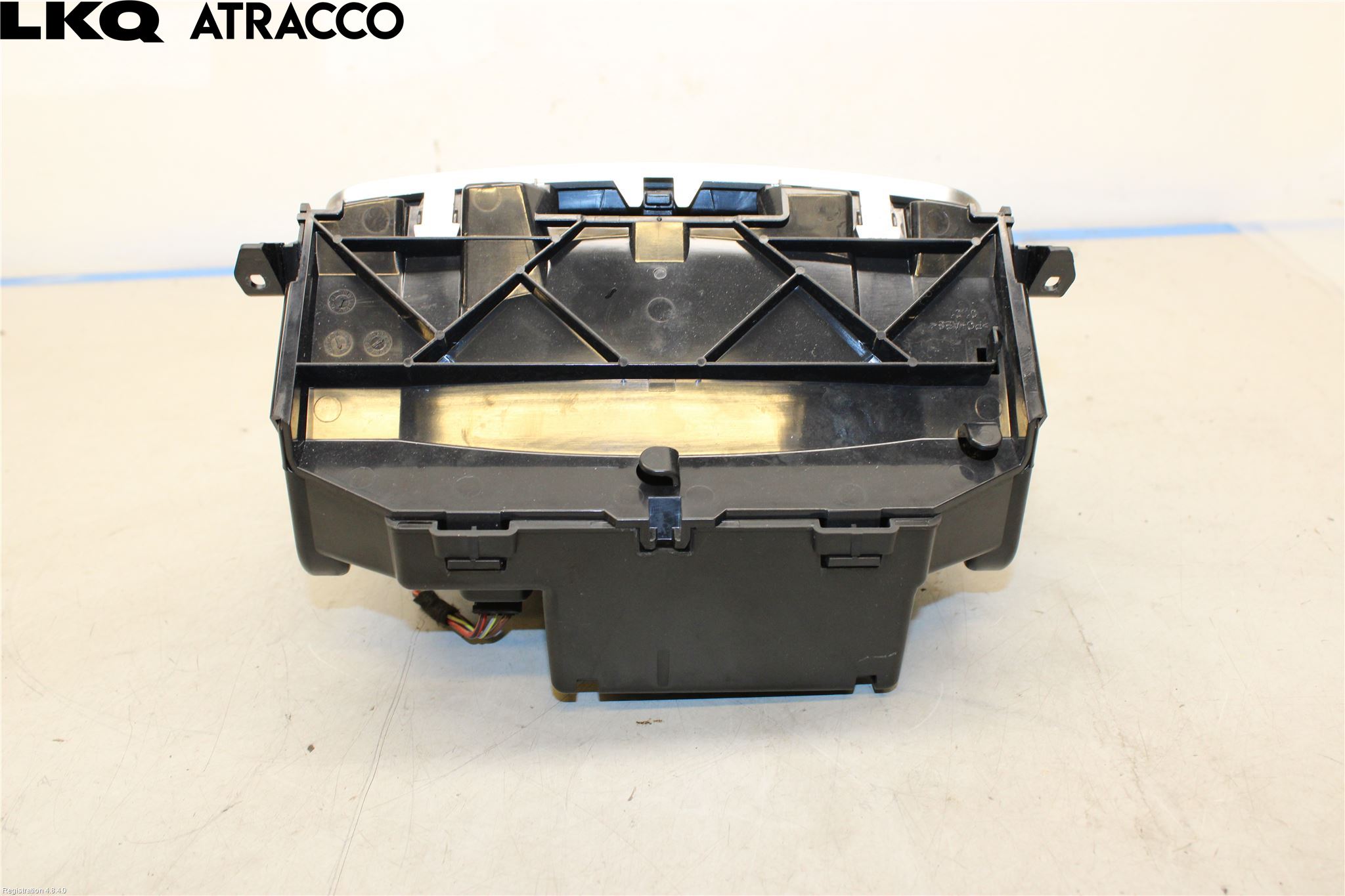 Mercedes-Benz MB C-KLASS (W205) 14-21 Mittparti Övrigt
