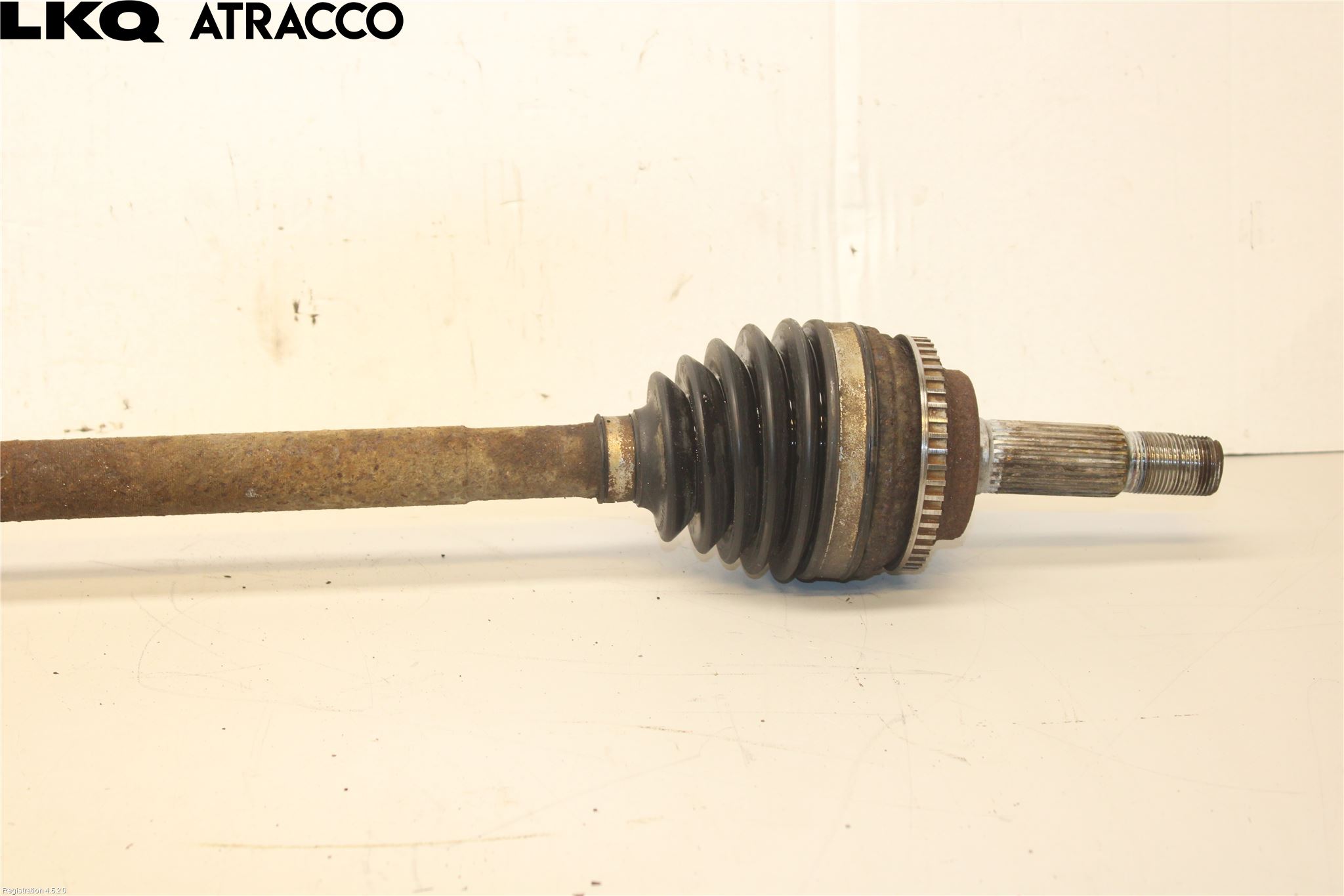 Toyota YARIS P1 03-05 Drivaxel Fram Höger