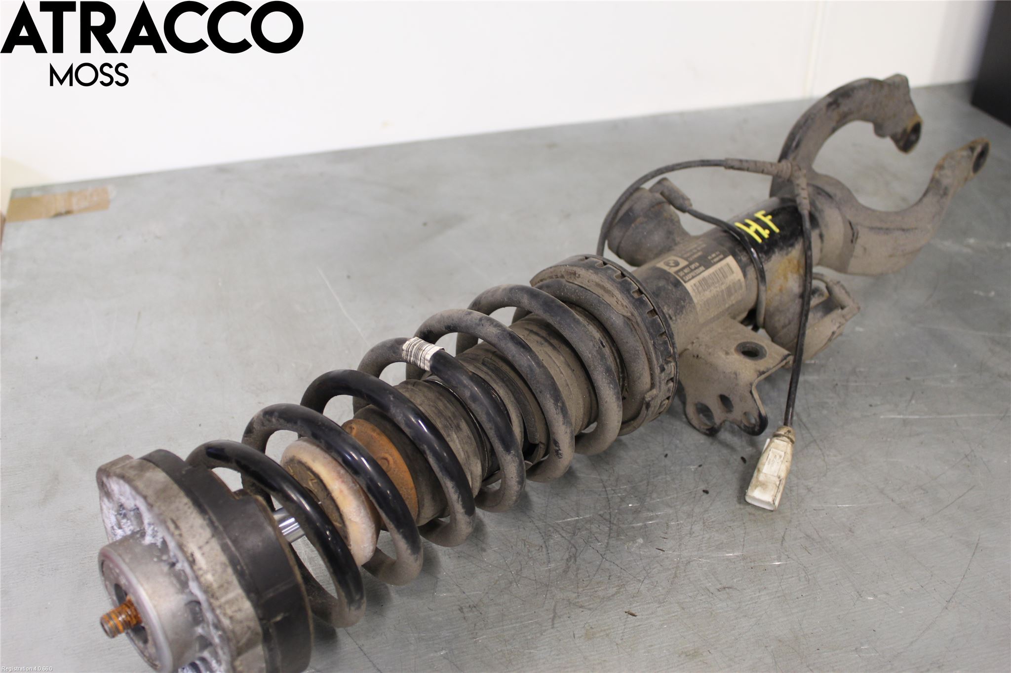 BMW 5 F10/F11/F18 09-17 Fjäderben Fram Höger