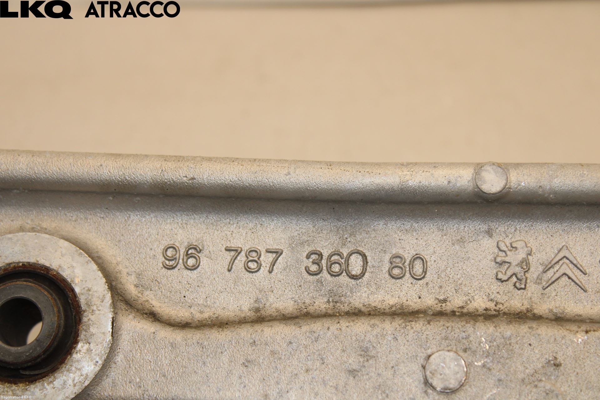 Peugeot PARTNER 16-18 Framvagn Fäste-Kudde