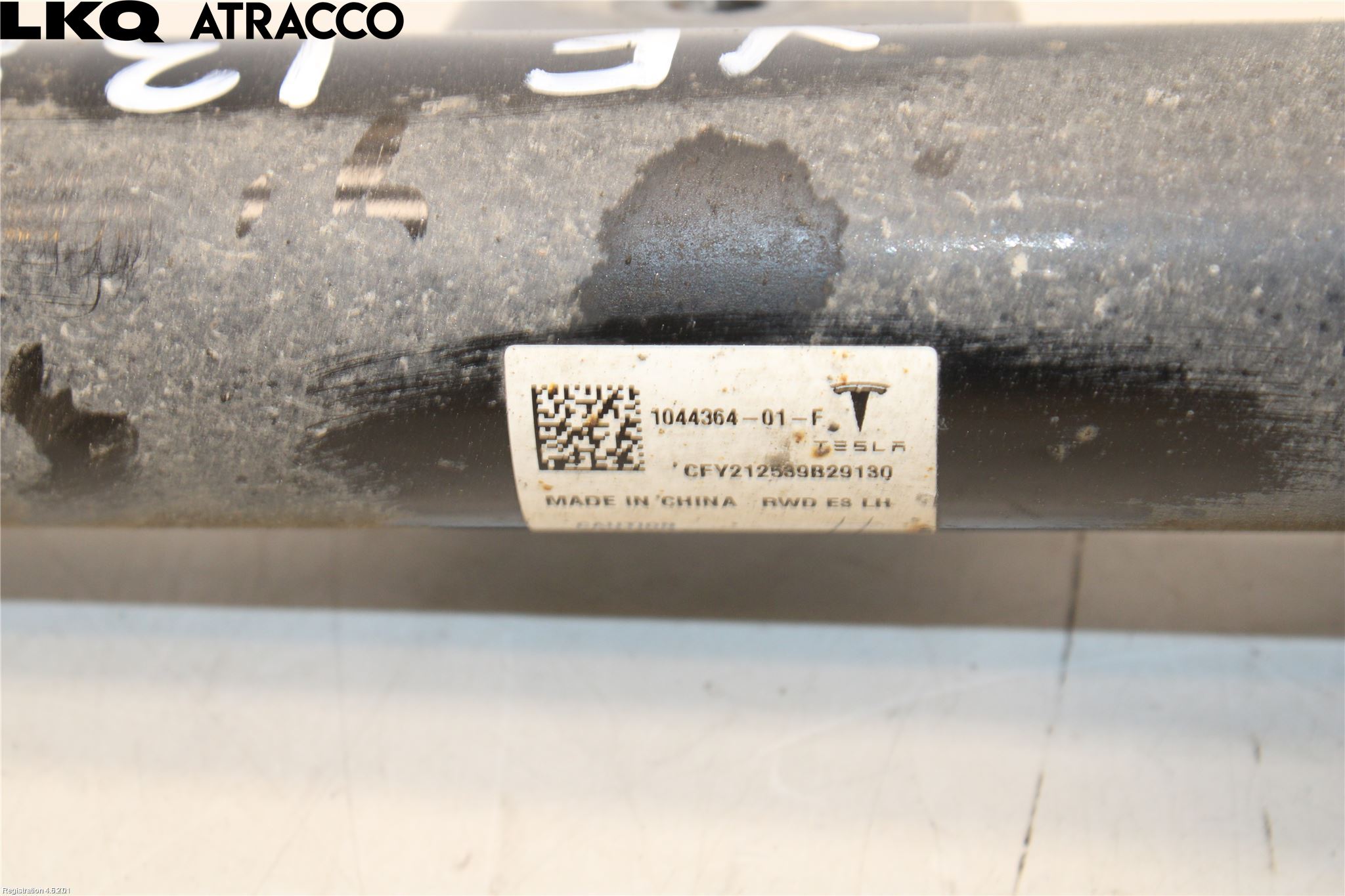 Tesla MODEL 3 17- Fjäderben Fram Vänster