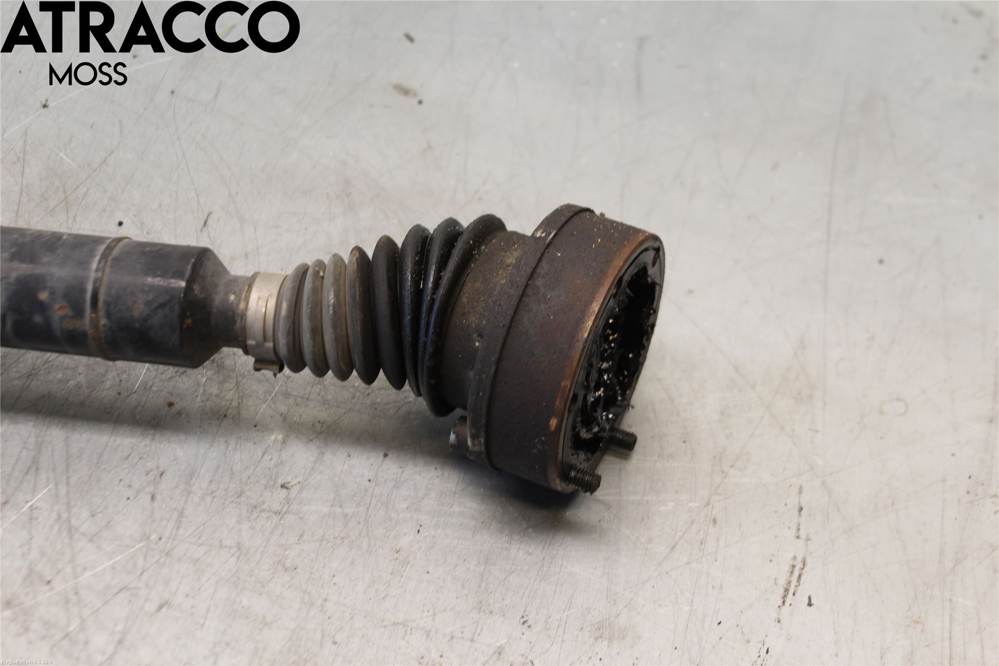 Volkswagen VW GOLF VI 09-13 Drivaxel Fram Höger