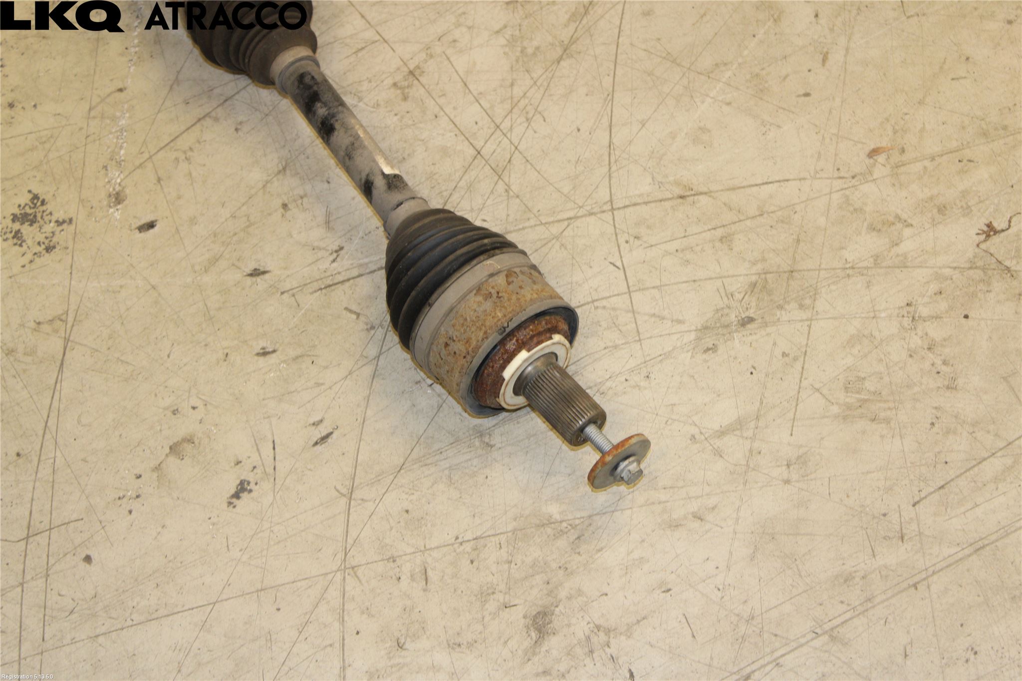 Volvo V60 19- Drivaxel Fram Höger