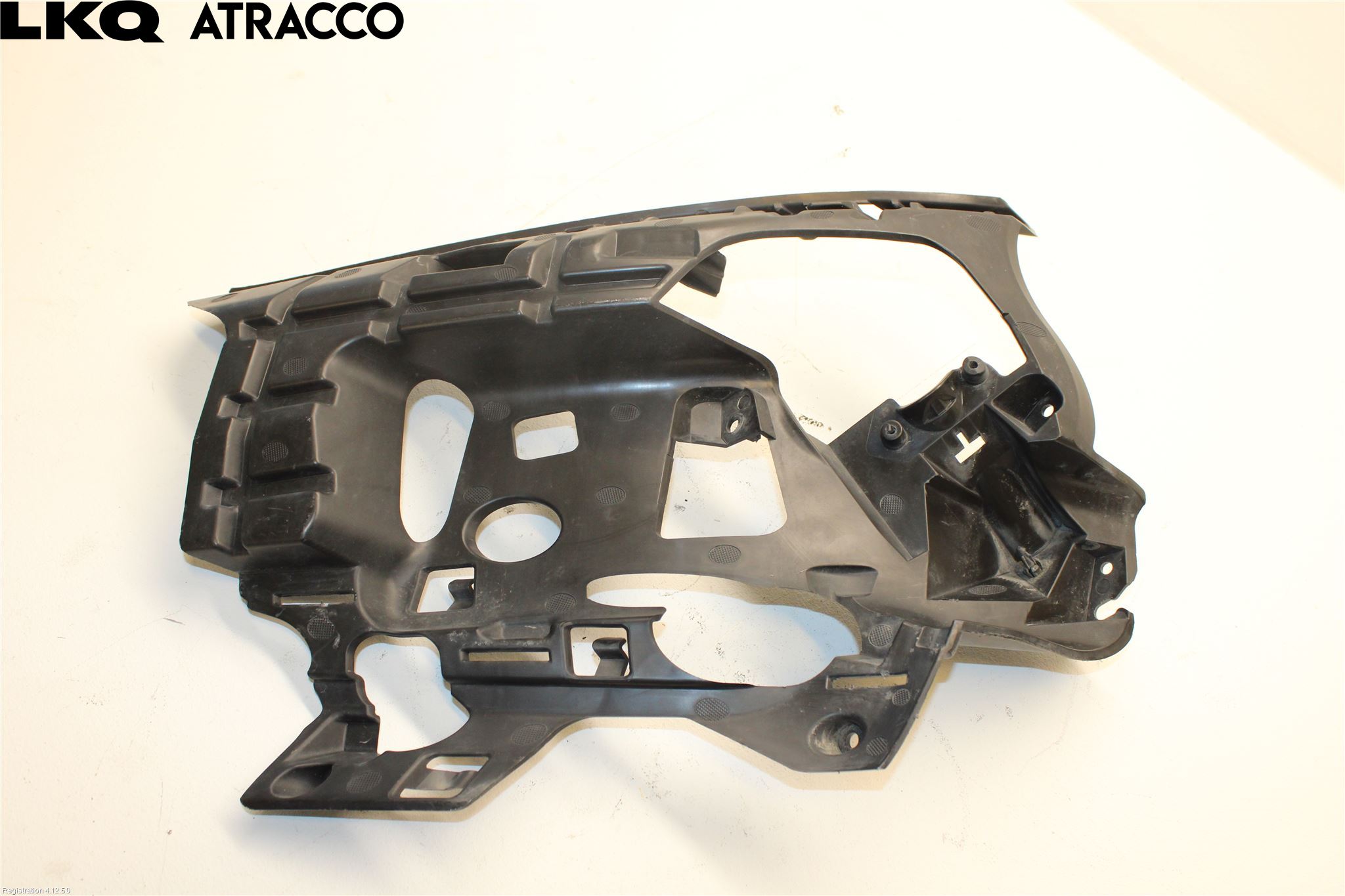 Volvo V60 14-18 Stötfångarbärjärn Fram